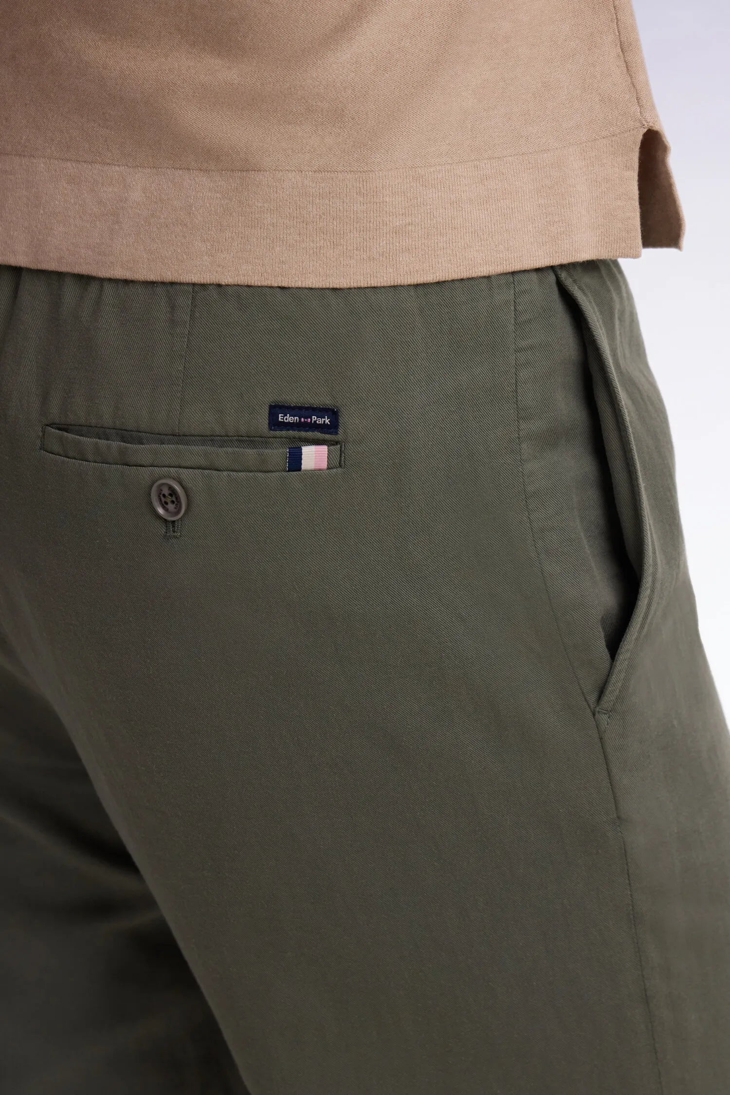 Eden Park Khaki Men Modern Fit Khaki Cotton Linen and Lyocell Pants SKU: E26BASPA0003_KAF8 Image 04