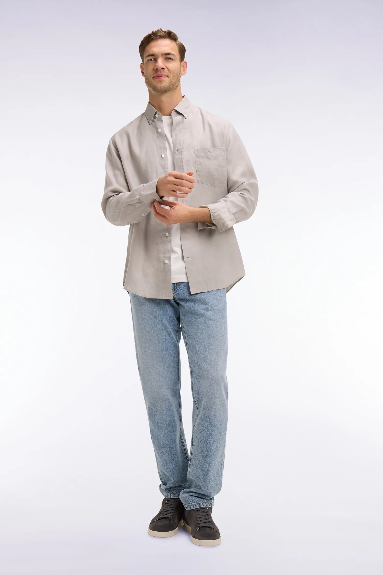 Eden Park Grey Men Straight-Cut Shirt in Grey Linen SKU: E26CHECL0001_GRM5 Image 03