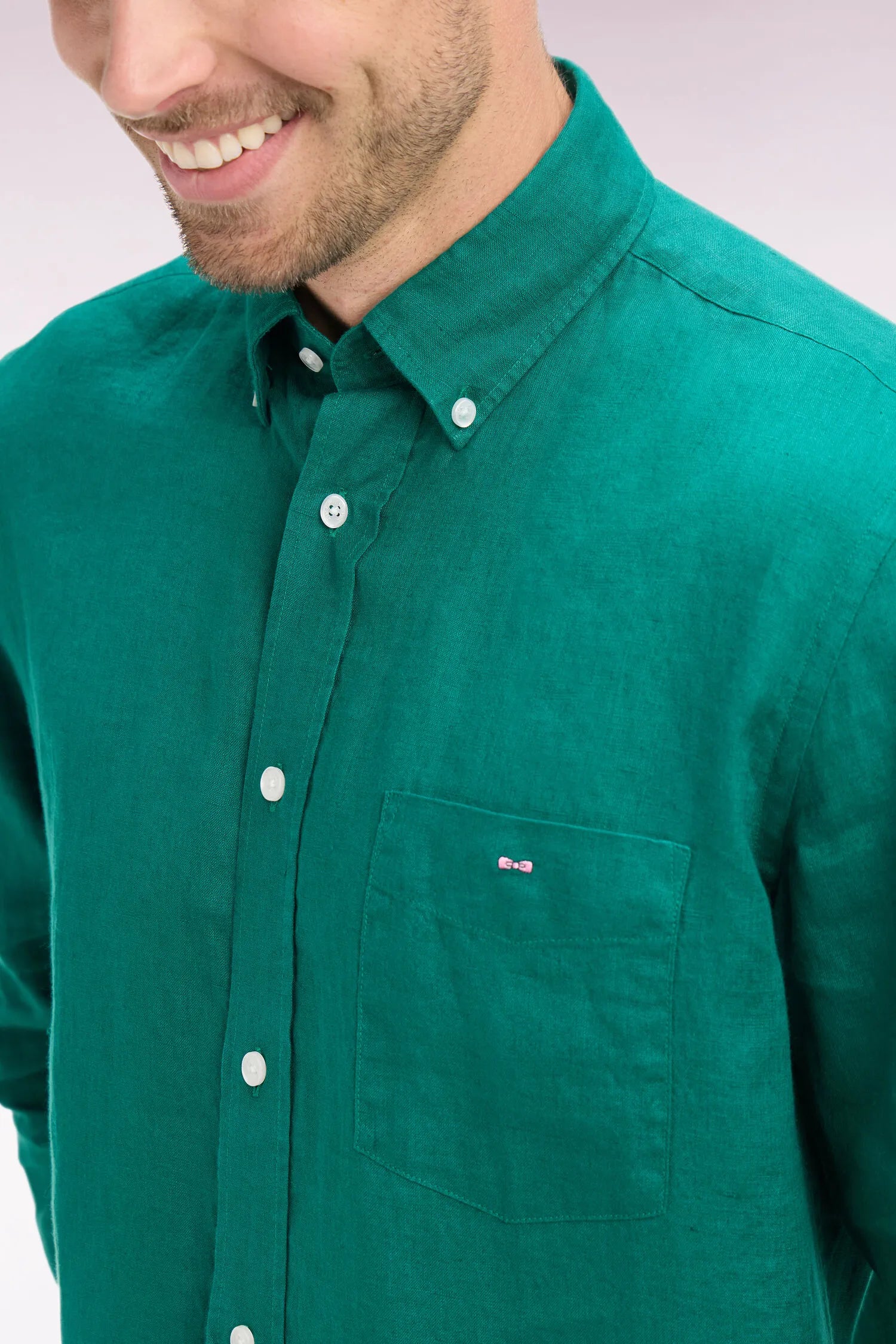Eden Park Green Men Straight-Cut Shirt in Mint Green Linen SKU: E26CHECL0001_VEM41 Image 04