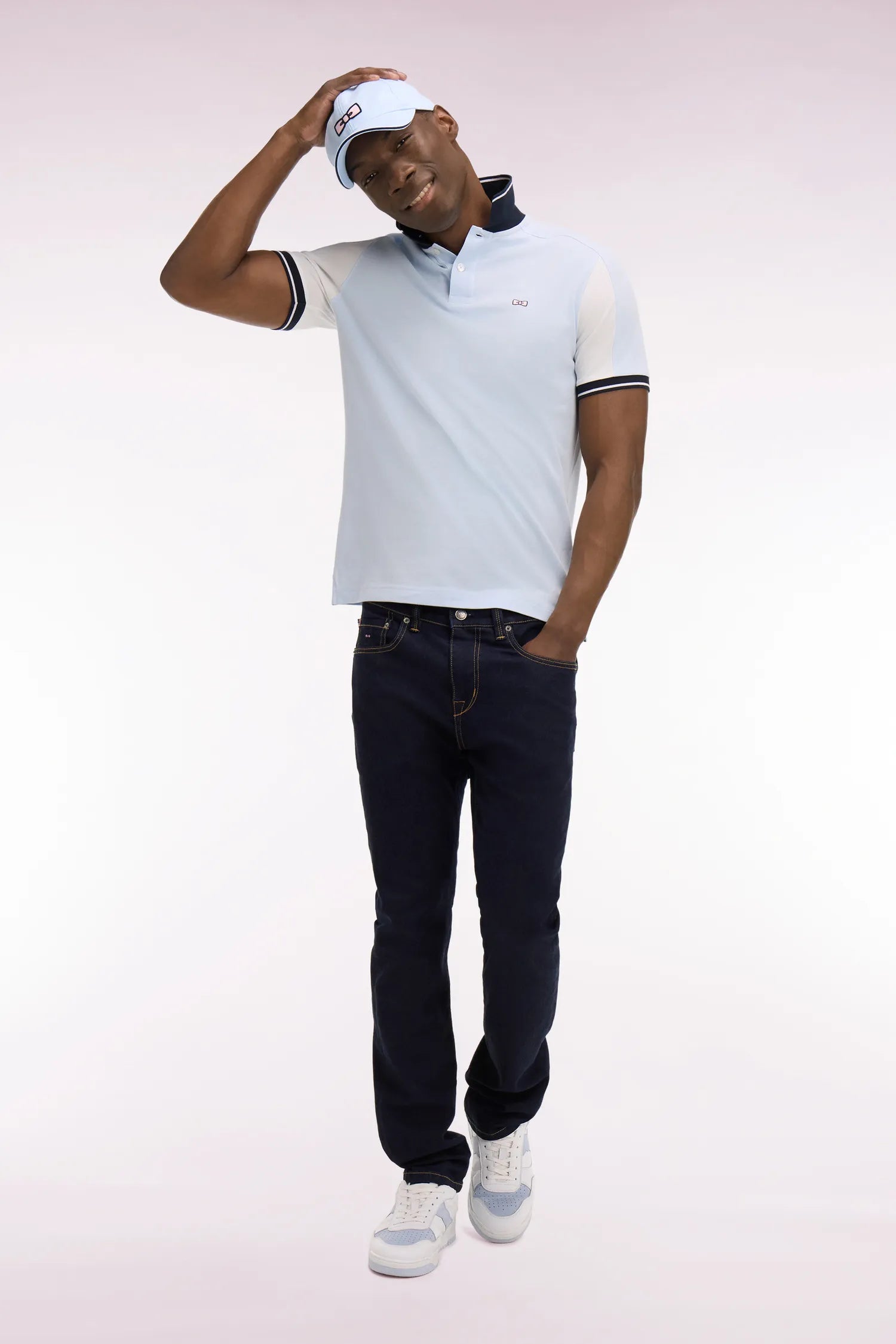Eden Park 0 Men Short-Sleeved Polo Shirt in Sky Blue Embroidered Cotton SKU: E26MAIPC0021_BLC25 Image 02