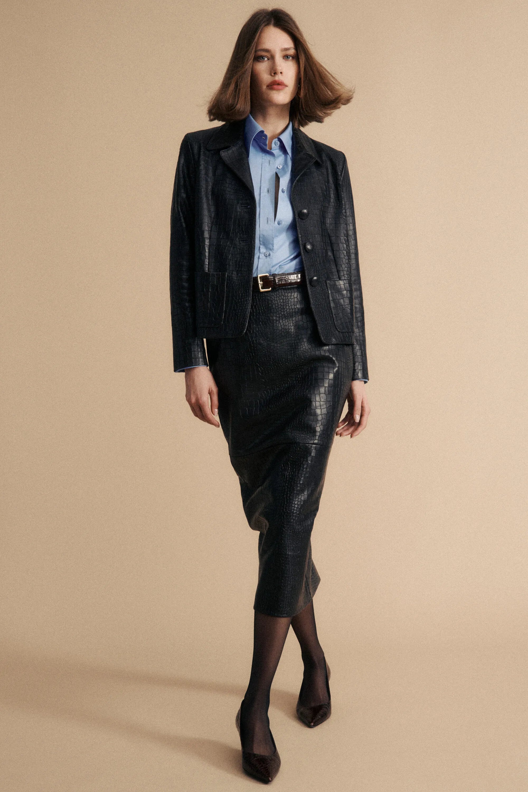 Luisa Spagnoli_Black_Fagiolo - Leather Midi Skirt Ð Fashion Show_FAGIOLO_0976_01