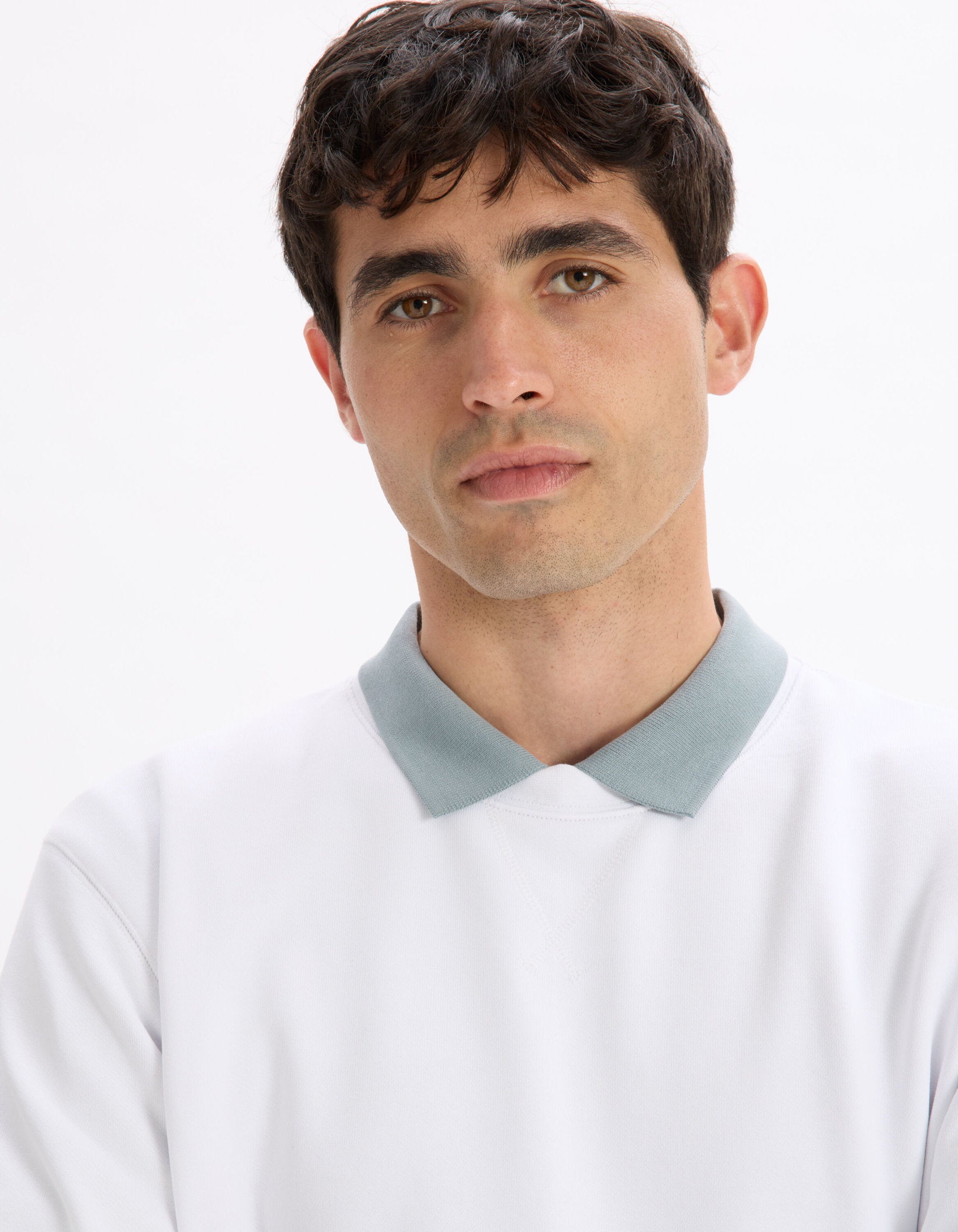 Celio_White Regular Round Neck Sweatshirt 100% Cotton_FESEVEN_OPTICAL WHITE_04