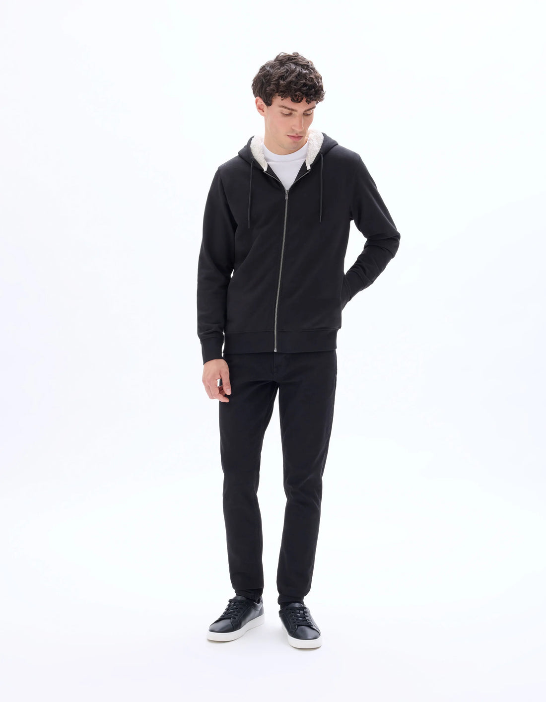 Celio_Black_Cotton Blend Zip-Up Hoodie_FESHERPAX_BLACK_02