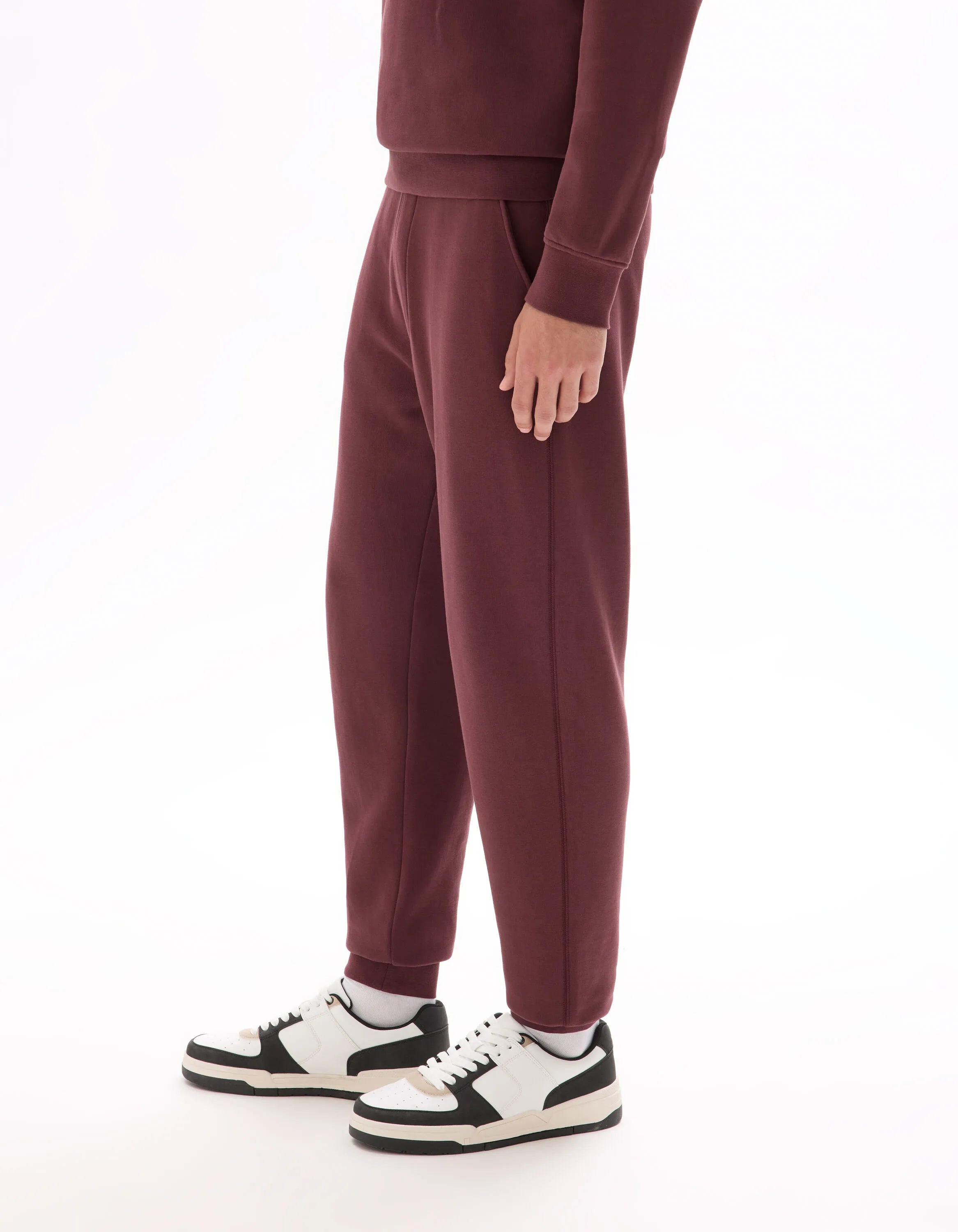 Celio_Raisin_Regular Jogging Pants_FOJOGGIE2_RAISIN_04