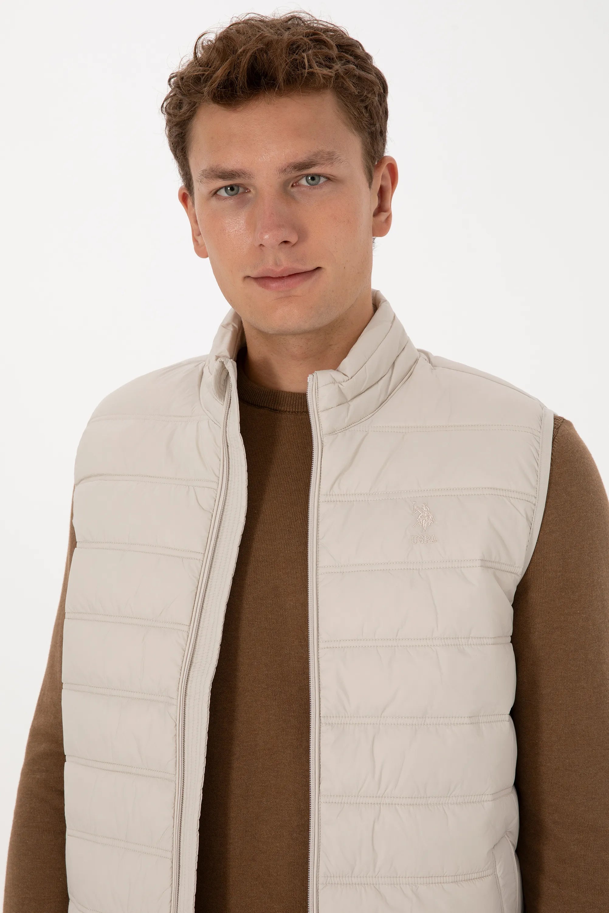 U.S. Polo Assn._Stone_Stone Vest Jacket_G081GL0100 2246396_VR049_02