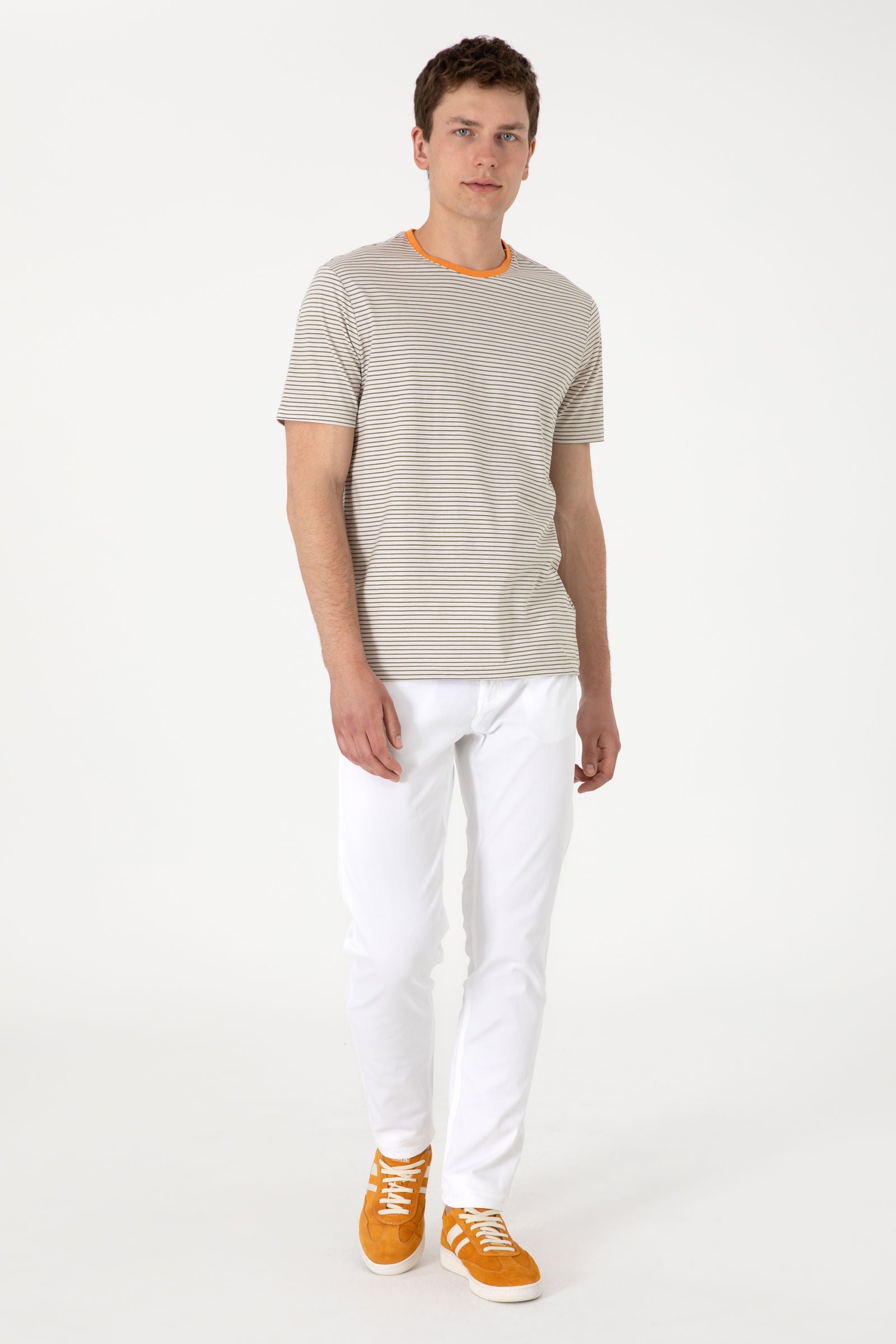 U.S. Polo Assn._White_Chinos_G081GL0780 2098527_VR013_01
