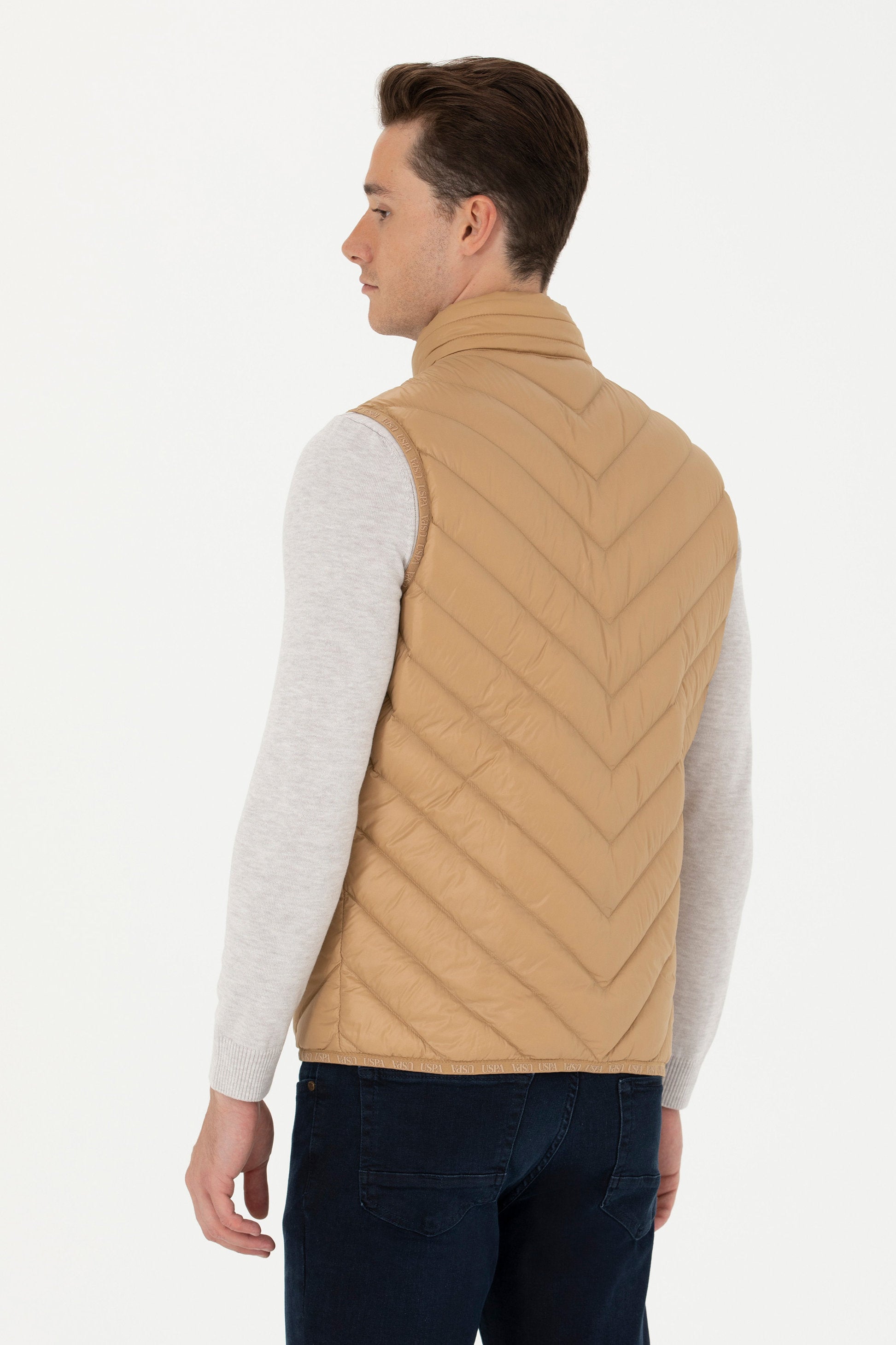 Beige Woven Vest_G081SZ0100 1631409_VR085_03