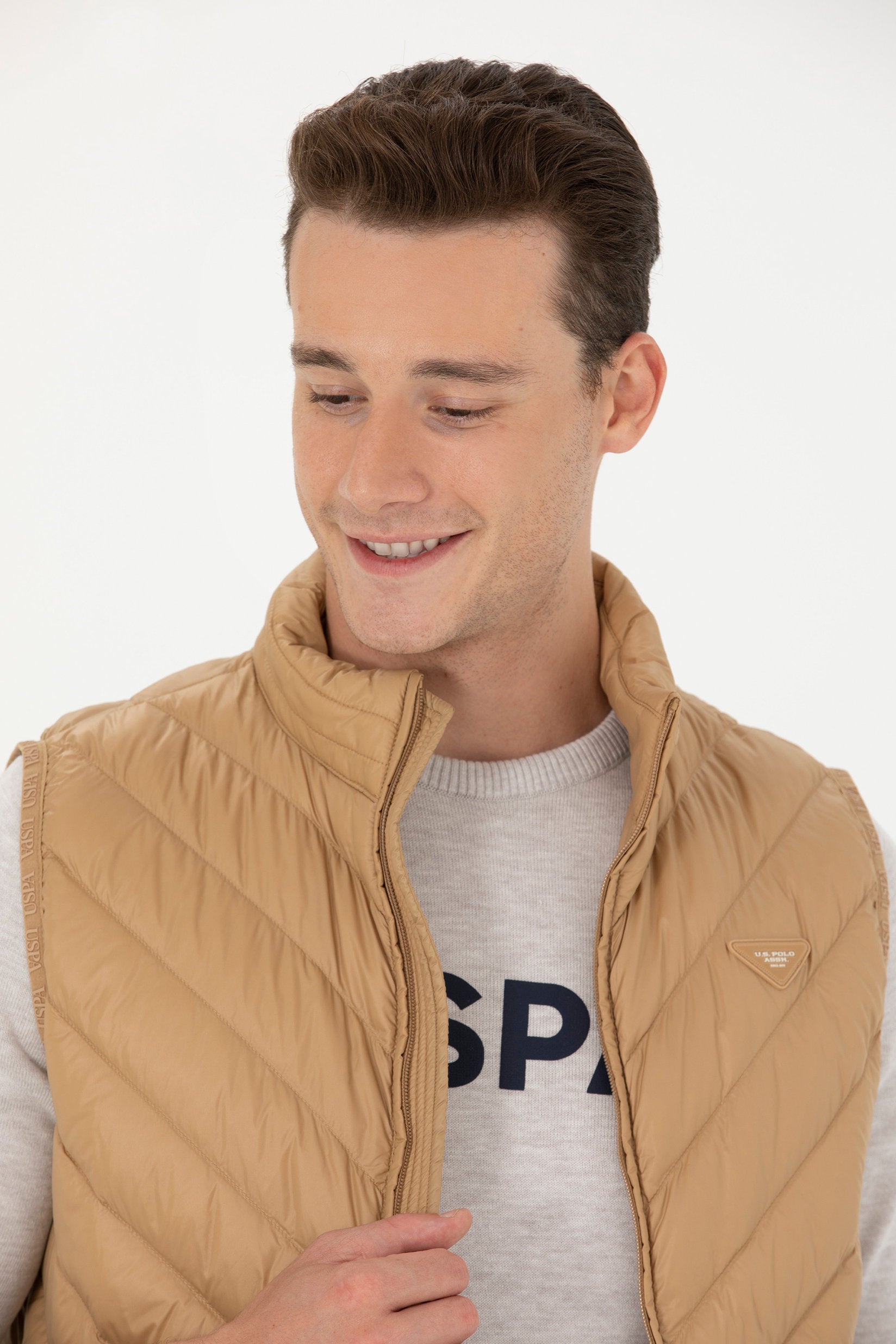 Beige Woven Vest_G081SZ0100 1631409_VR085_06