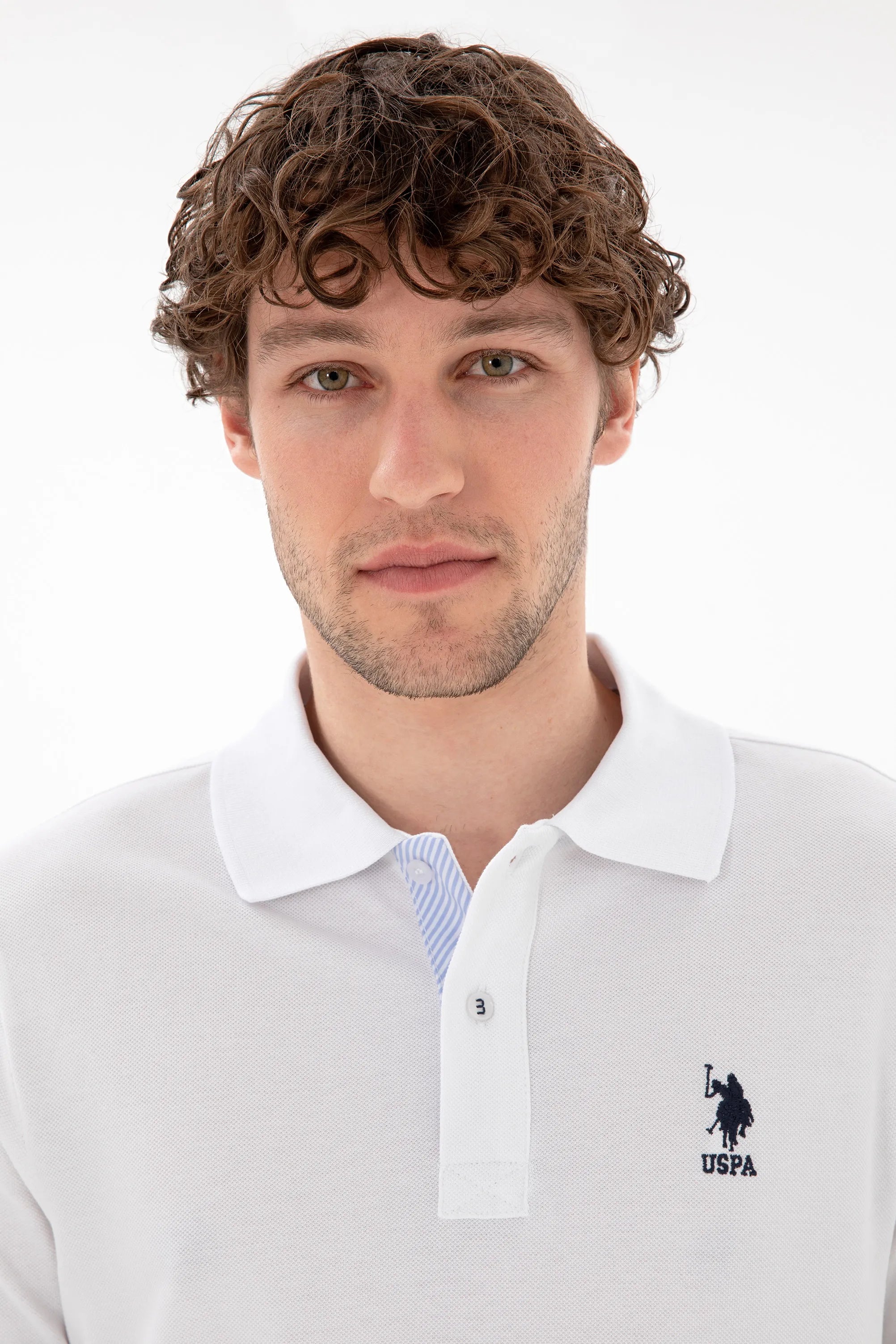 U.S. Polo Assn. White Men White Regular Fit Polo Shirt SKU: G081SZ0110 2084243_VR013 Image 02