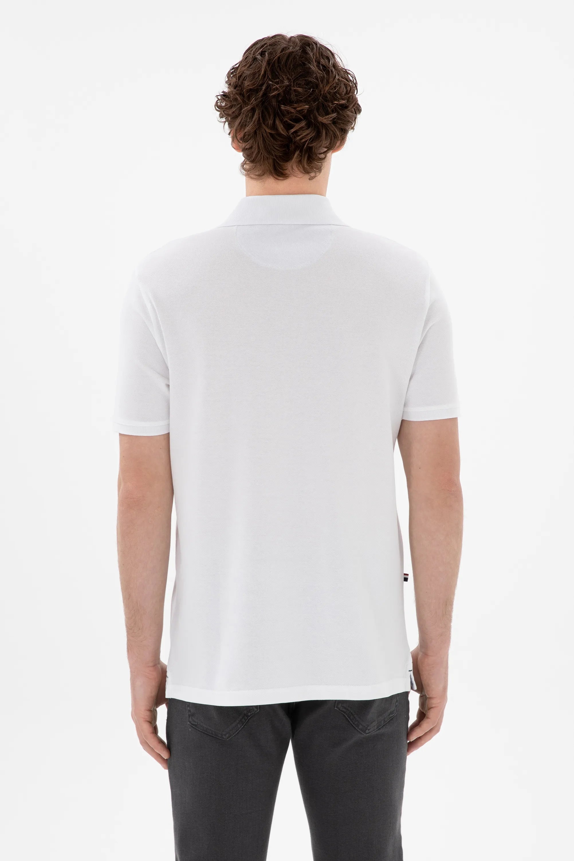 U.S. Polo Assn. White Men White Regular Fit Polo Shirt SKU: G081SZ0110 2084243_VR013 Image 05