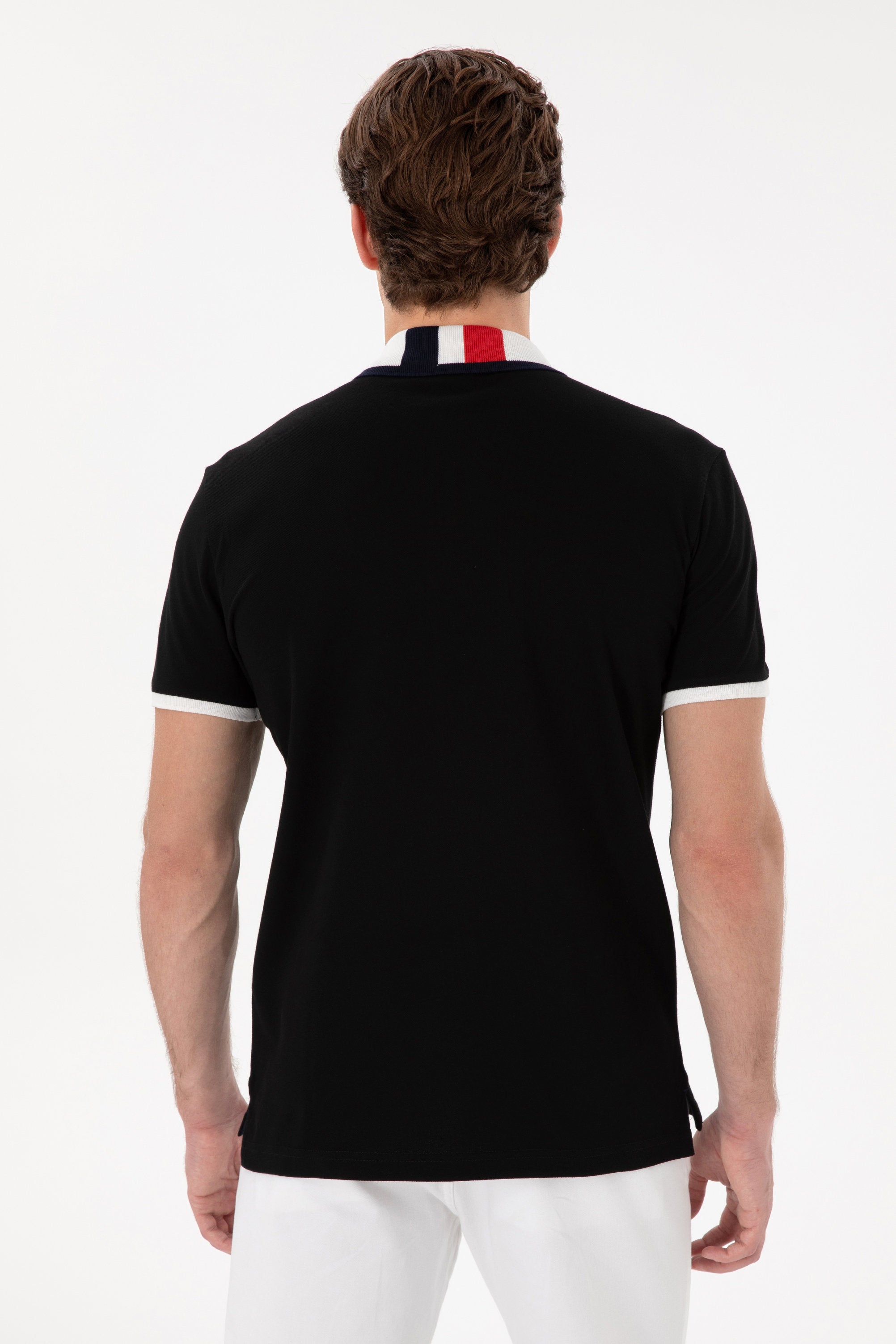 U.S. Polo Assn._Black T-Shirt_G081SZ0110 2084815_VR046_05