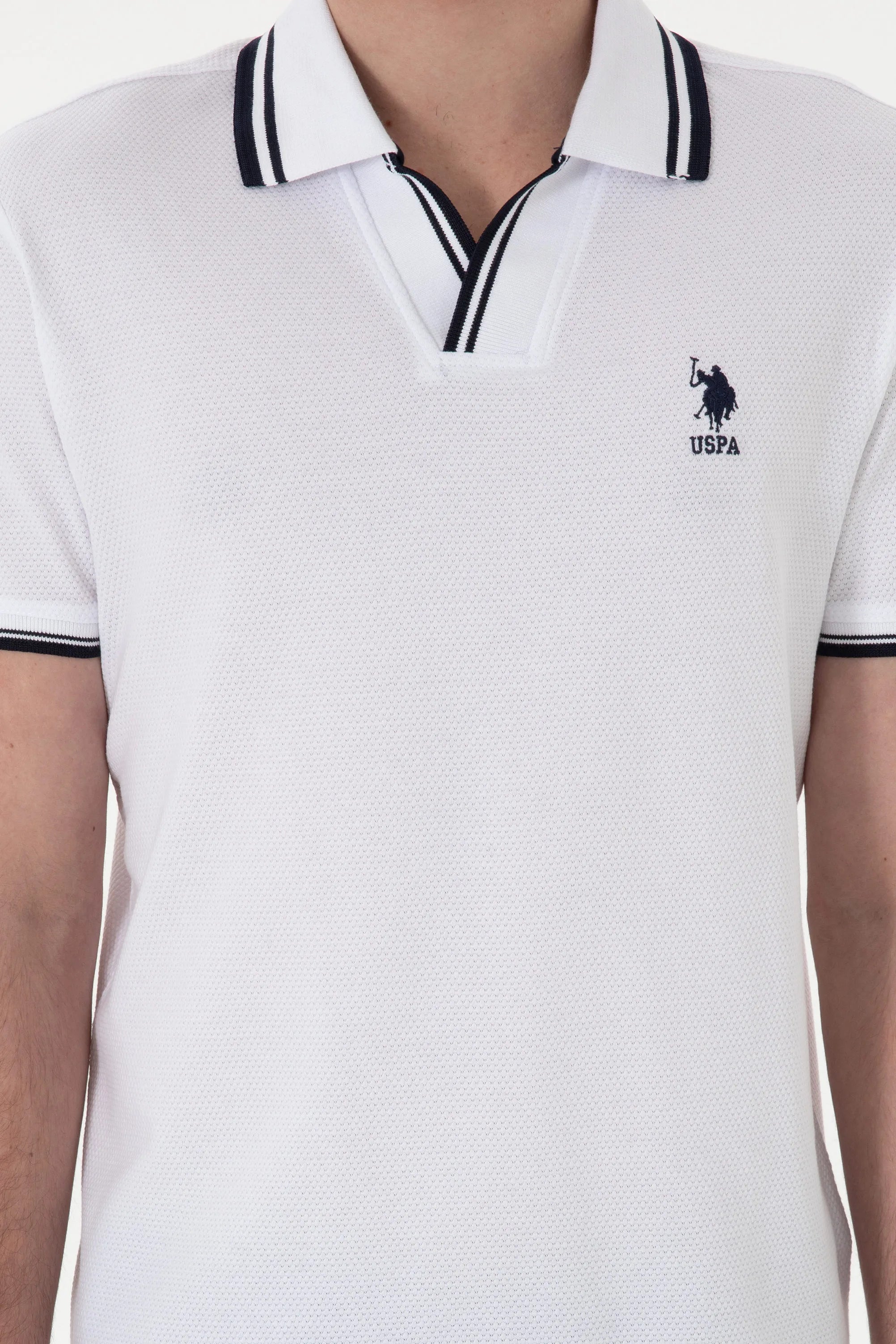 U.S. Polo Assn. White Men White Slim Fit Polo Shirt SKU: G081SZ0110 2085130_VR013 Image 06