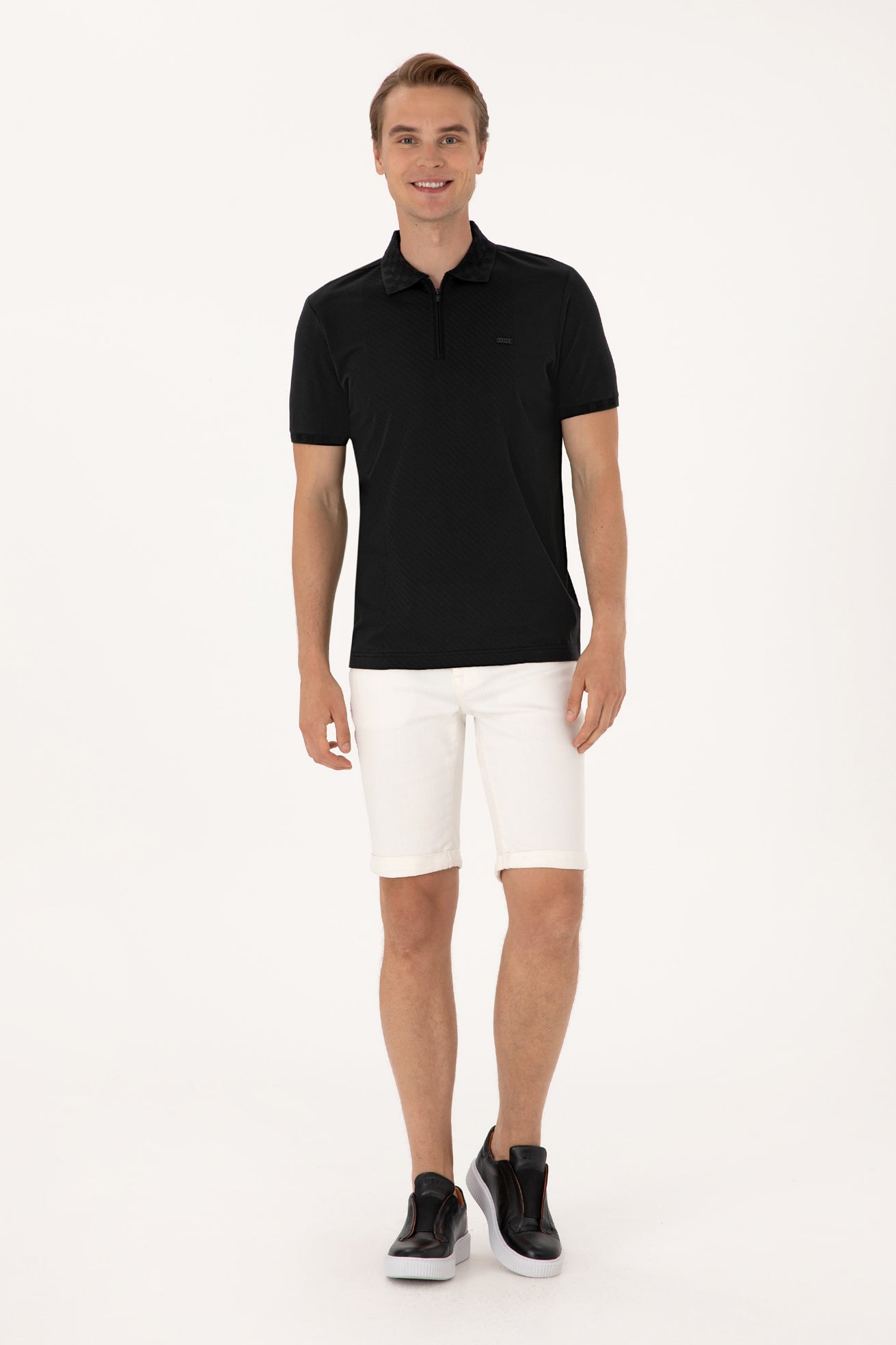 U.S. Polo Assn._Black_T-Shirt_G081SZ0110 2107318_VR046_04