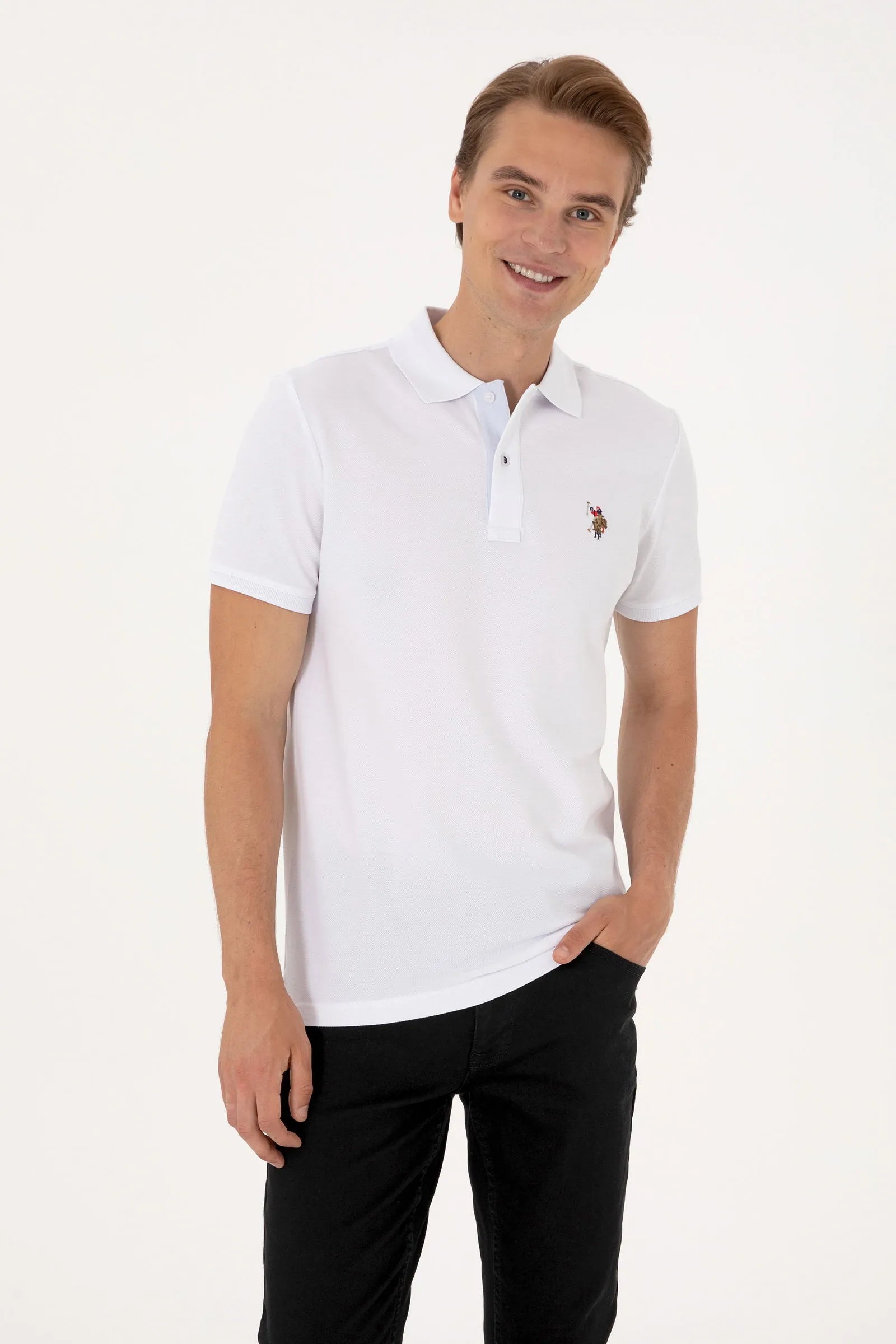 U.S. Polo Assn. White Men White Slim Fit Polo Shirt SKU: G081SZ0110 2252503_VR013 Image 01