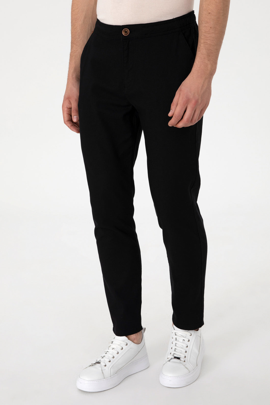 U.S. Polo Assn._Black Chino Trouser_G081SZ0780 2115343_VR046_02