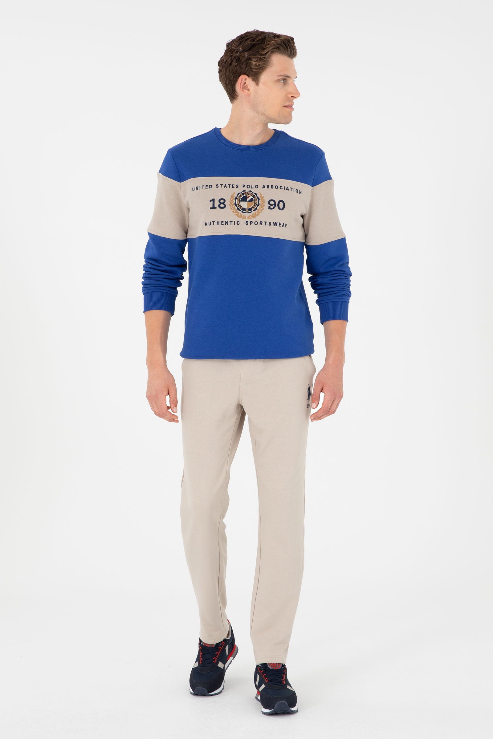 Beige Pullover with Collar Zipper_G081SZ0OP0 1926913_VR049_01