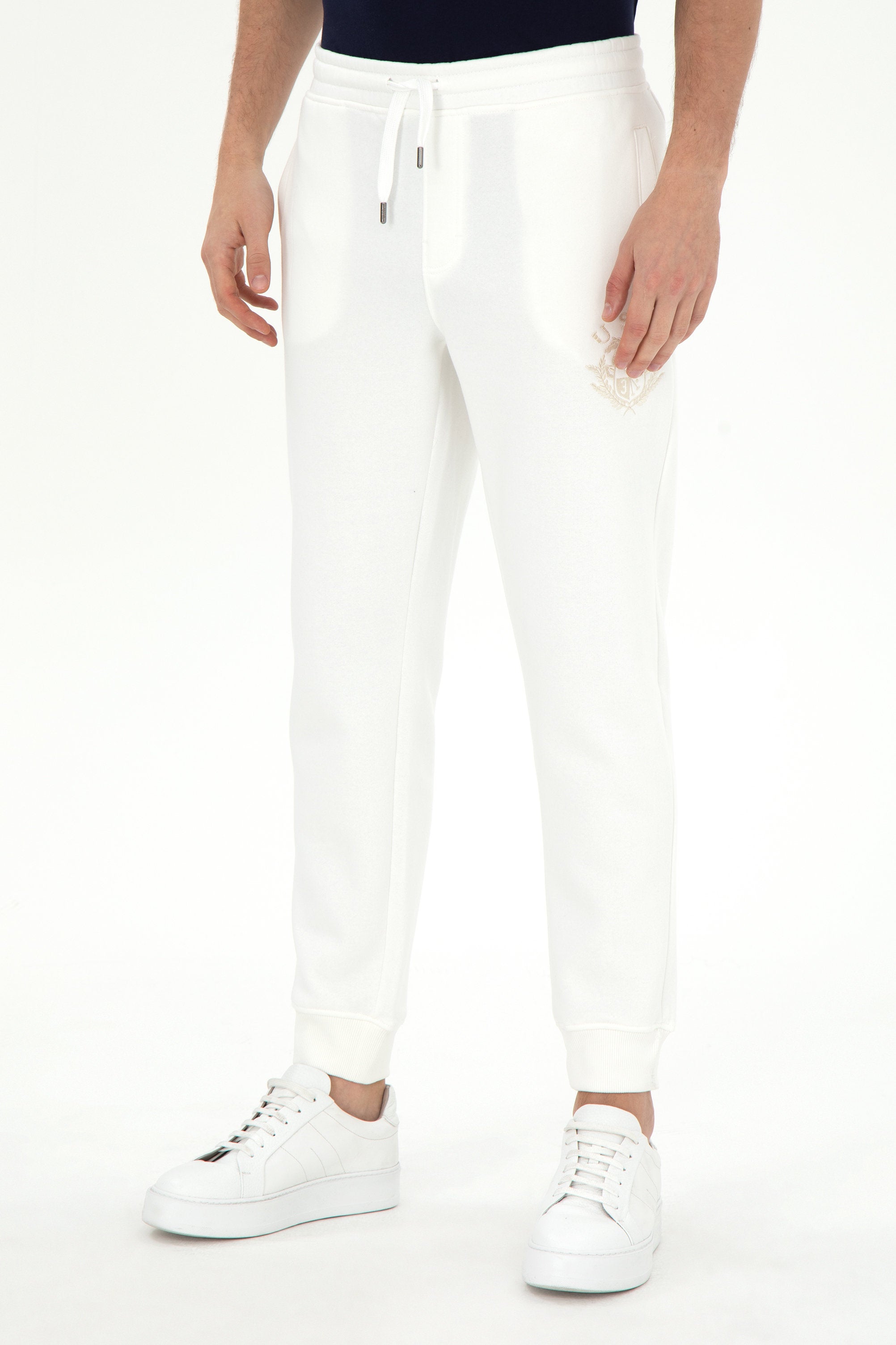 White Sweatpants With Uspa Logo_G081SZ0OP0 1946193_VR071_02