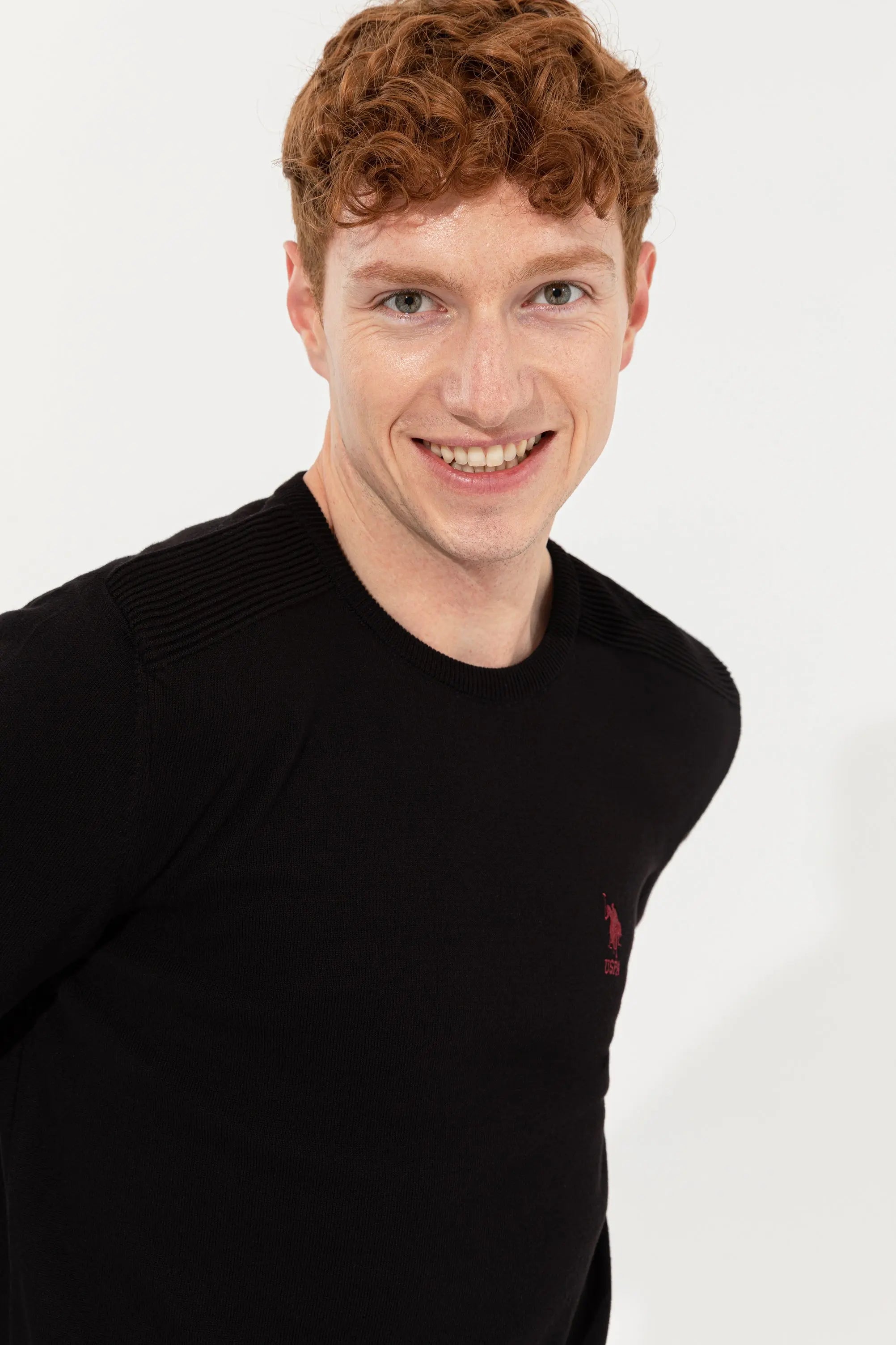 Black Knitting Jumper - BEVAVA