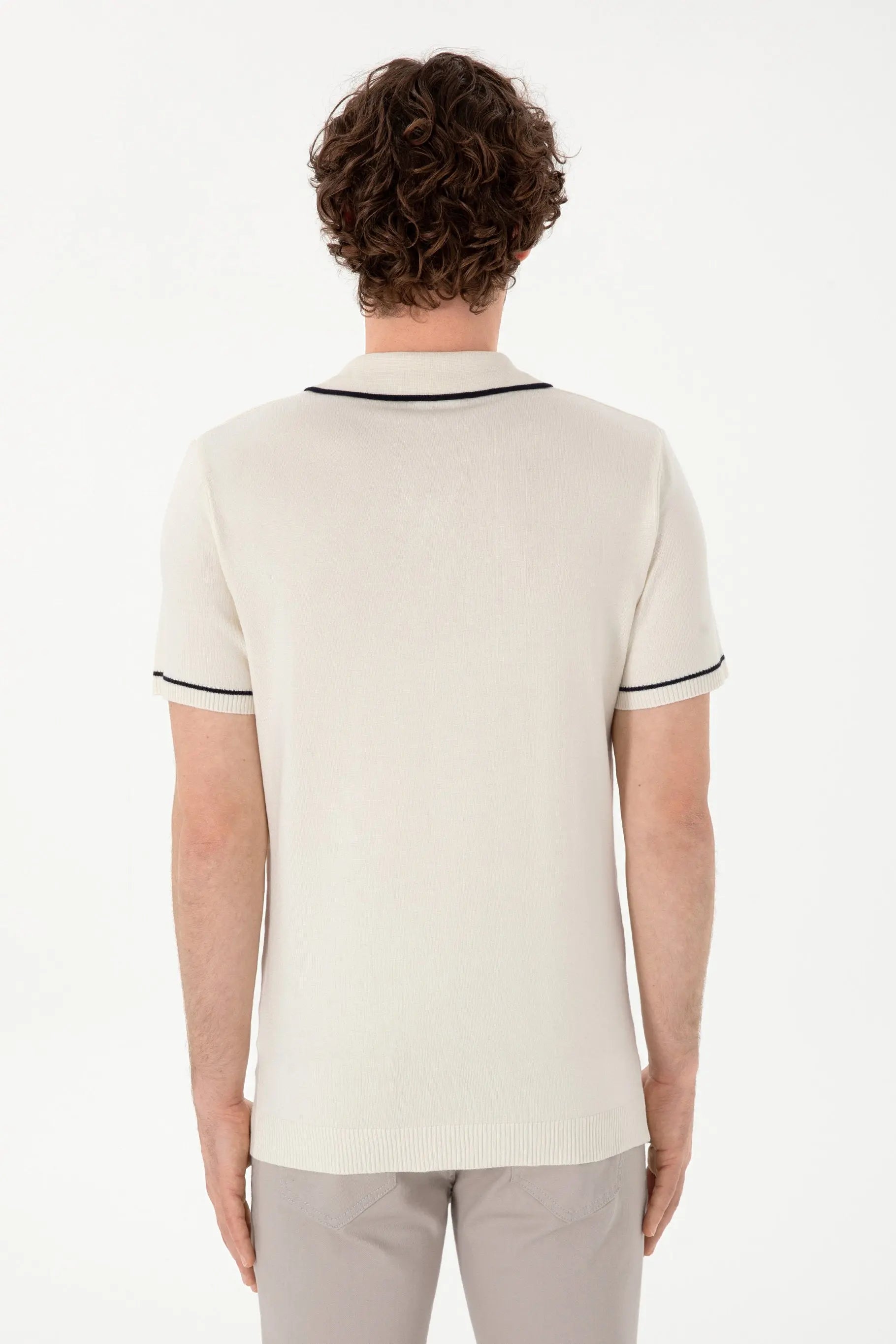 U.S. Polo Assn._Cream Polo Shirt_G081SZ0TK0 2100068_VR071_05