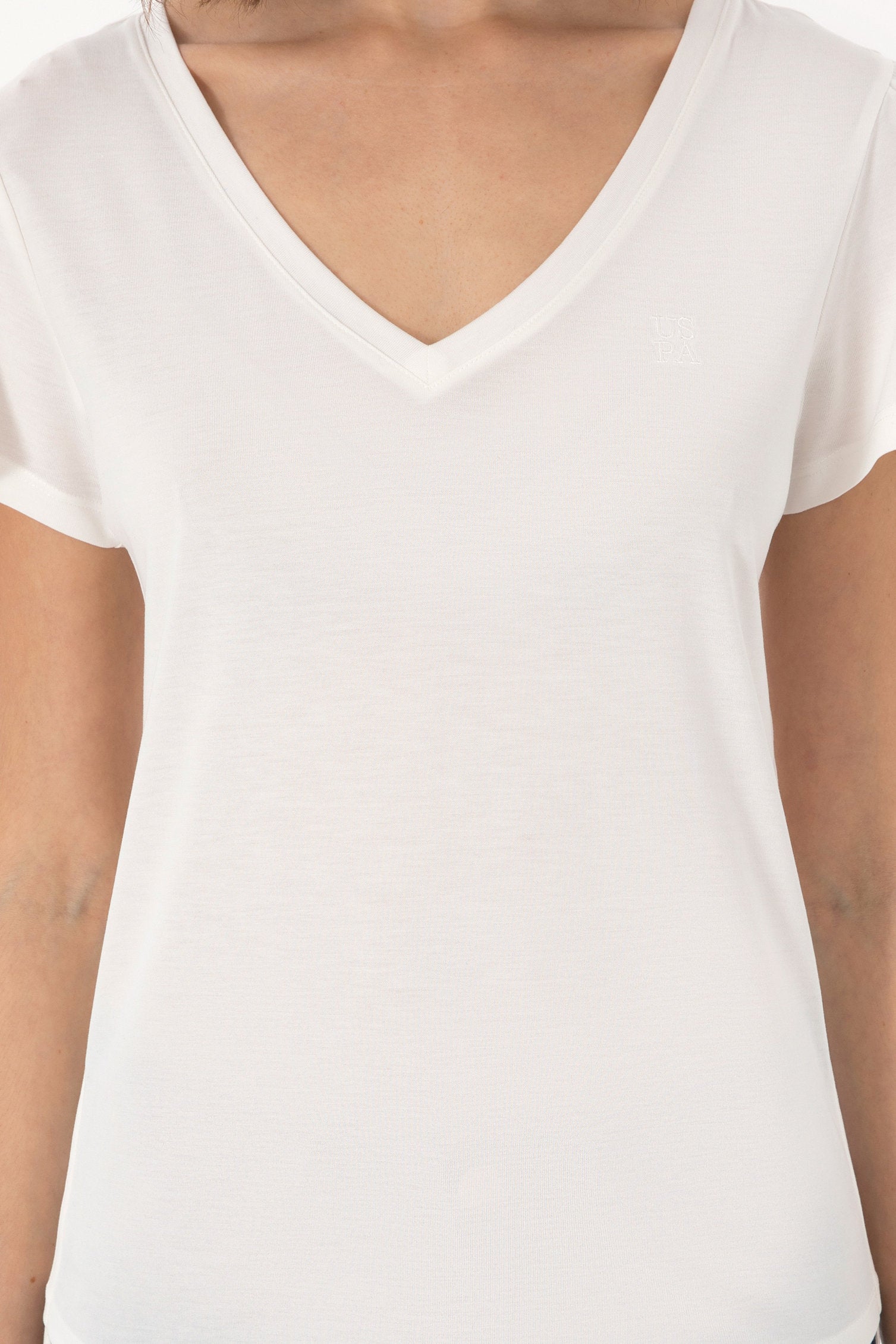 U.S. Polo Assn._Cream T-Shirt_G082SZ0110 2104536_VR071_06