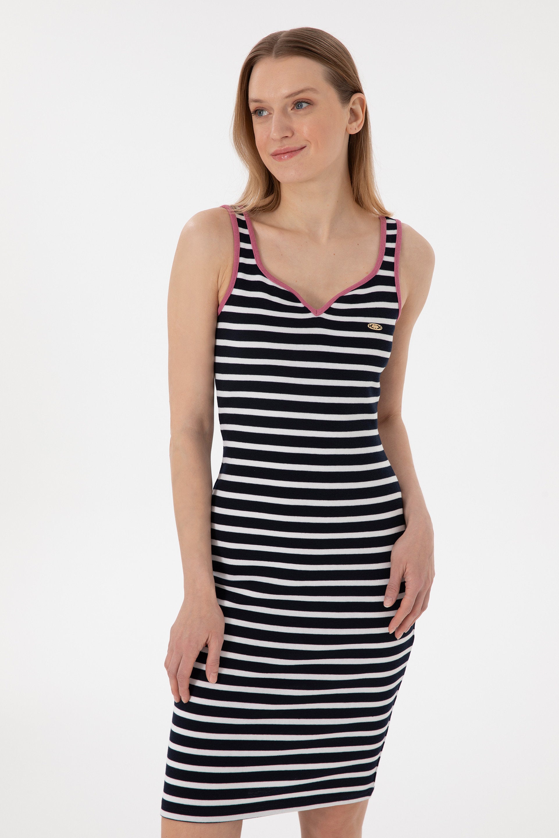 U.S. Polo Assn._Short Dresses_G082SZ0750 2104823_VR033_02