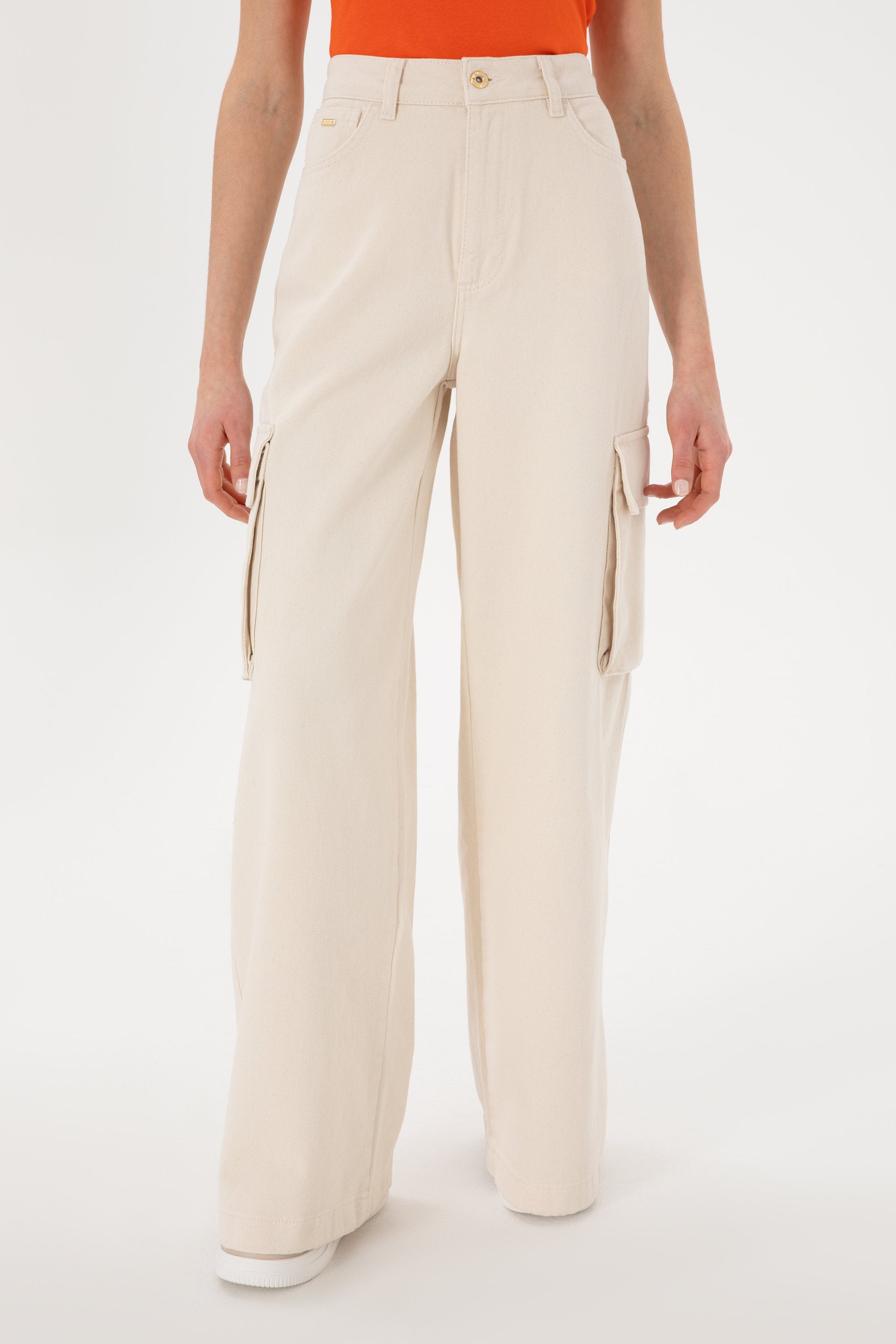 U.S. Polo Assn._White Jeans_G082SZ0800 2114653_VR019_02