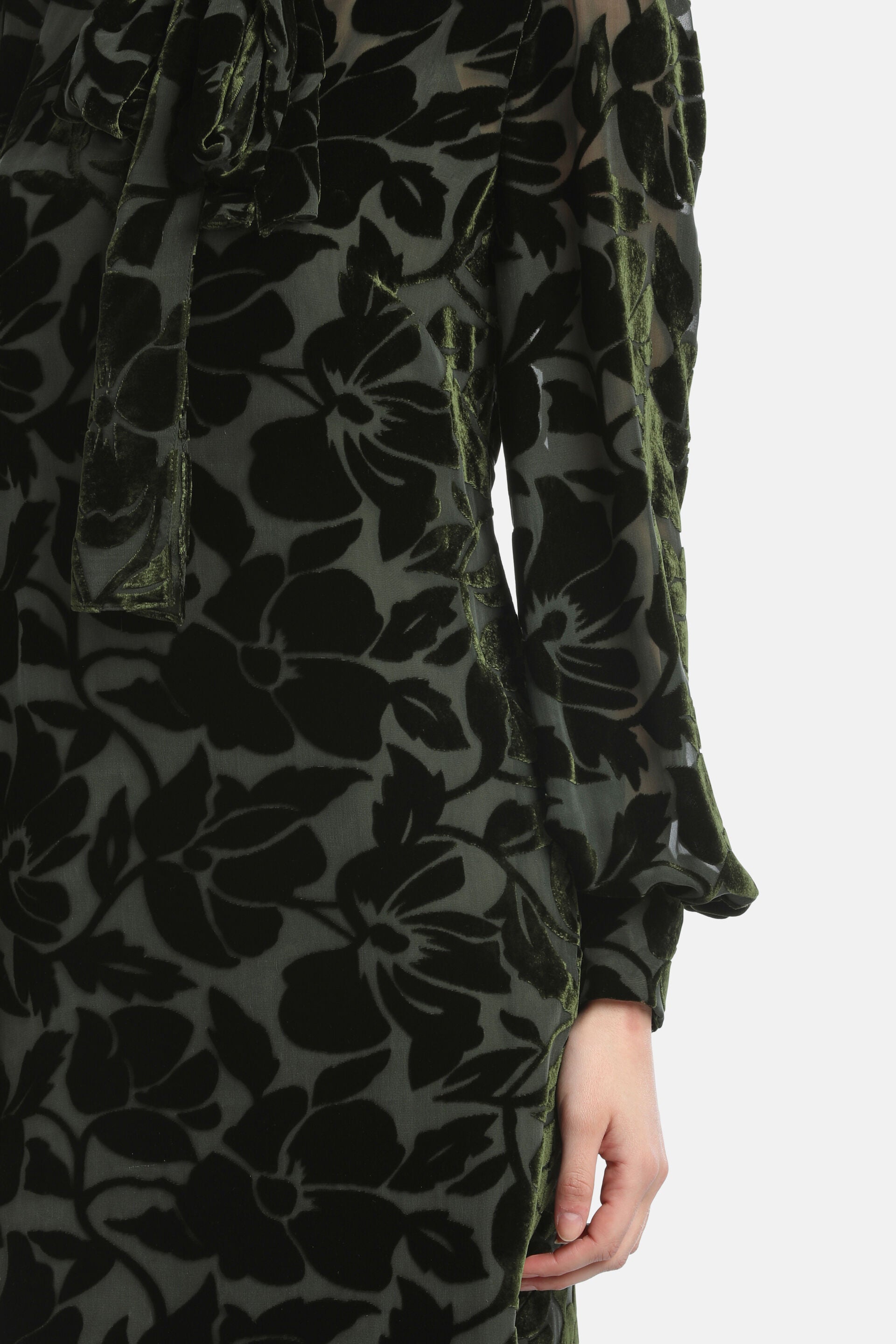 Luisa Spagnoli_Verde Militare_Giga - Elegant Short Dress_GIGA_1749_05