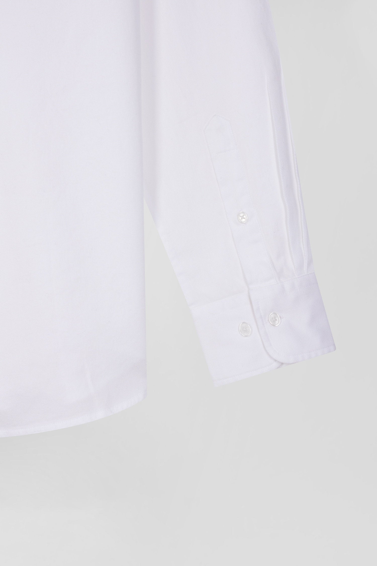 Regular Plain White PiquŽ Cotton Shirt_H24CHECL0034_BC_08