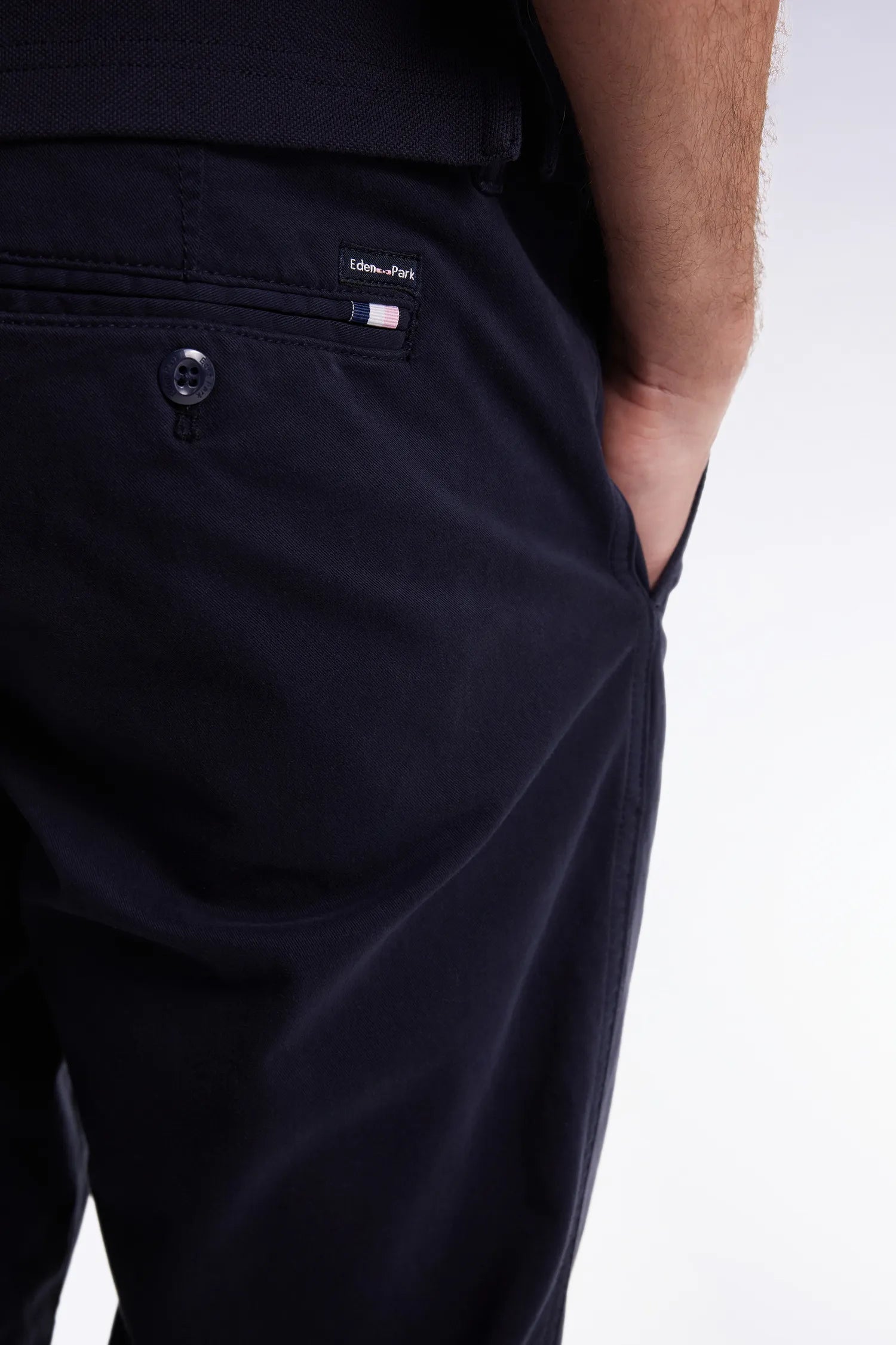 Eden Park_Blue_Wrinkle-Free Chinos in Navy Stretch Cotton_H25BAS0C0003_BLF_03