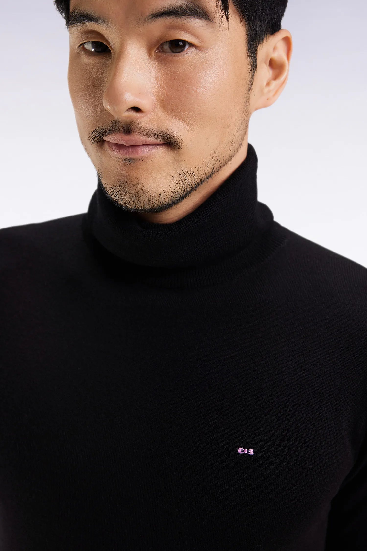 Eden Park_Black_Black Merino Wool Turtleneck Sweater_H25MAIPU0019_NO_03