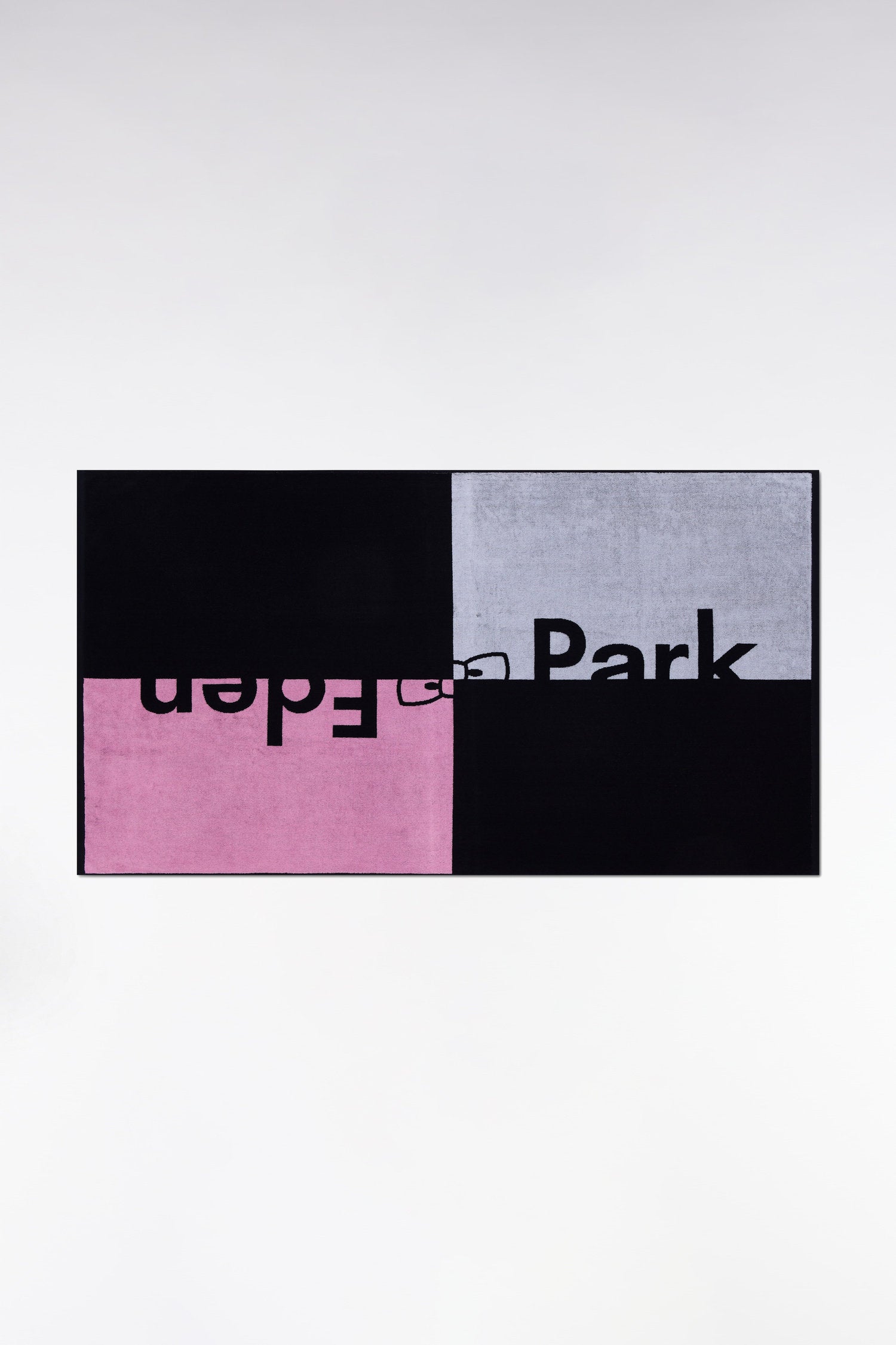 Eden Park_Eden Park Logo Pink Beach Towel in Cotton_HEBAIDPE0007_ROM_01