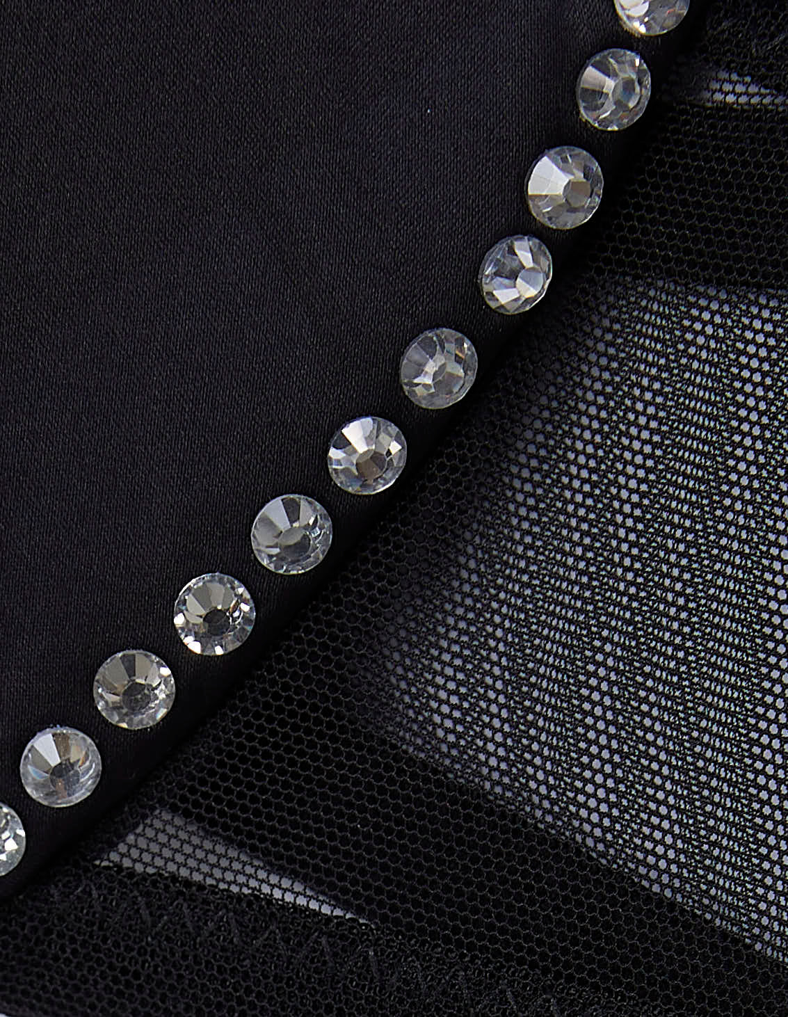 Yamamay_Slightly Padded Bra with Heart Satin Underwire with Lovely Strass_IBAD181005_072_06