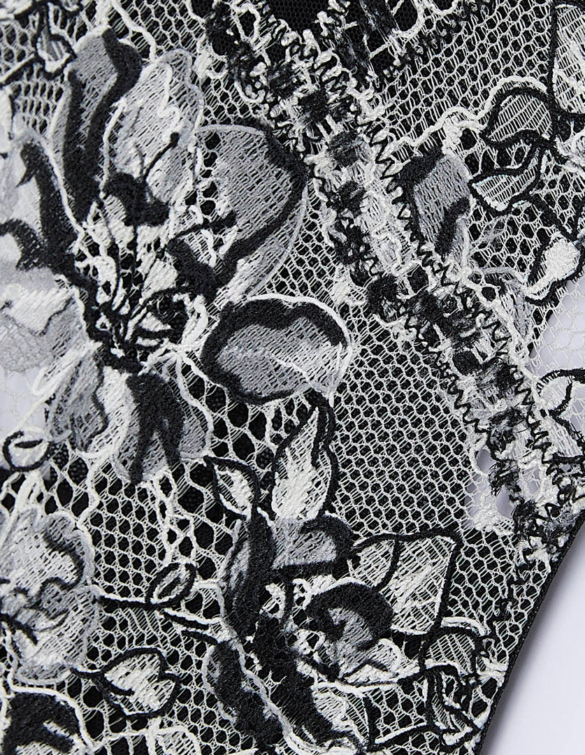 Yamamay_Brazilian Brief in Tulle and Lace Lola_IBND181008_072_06