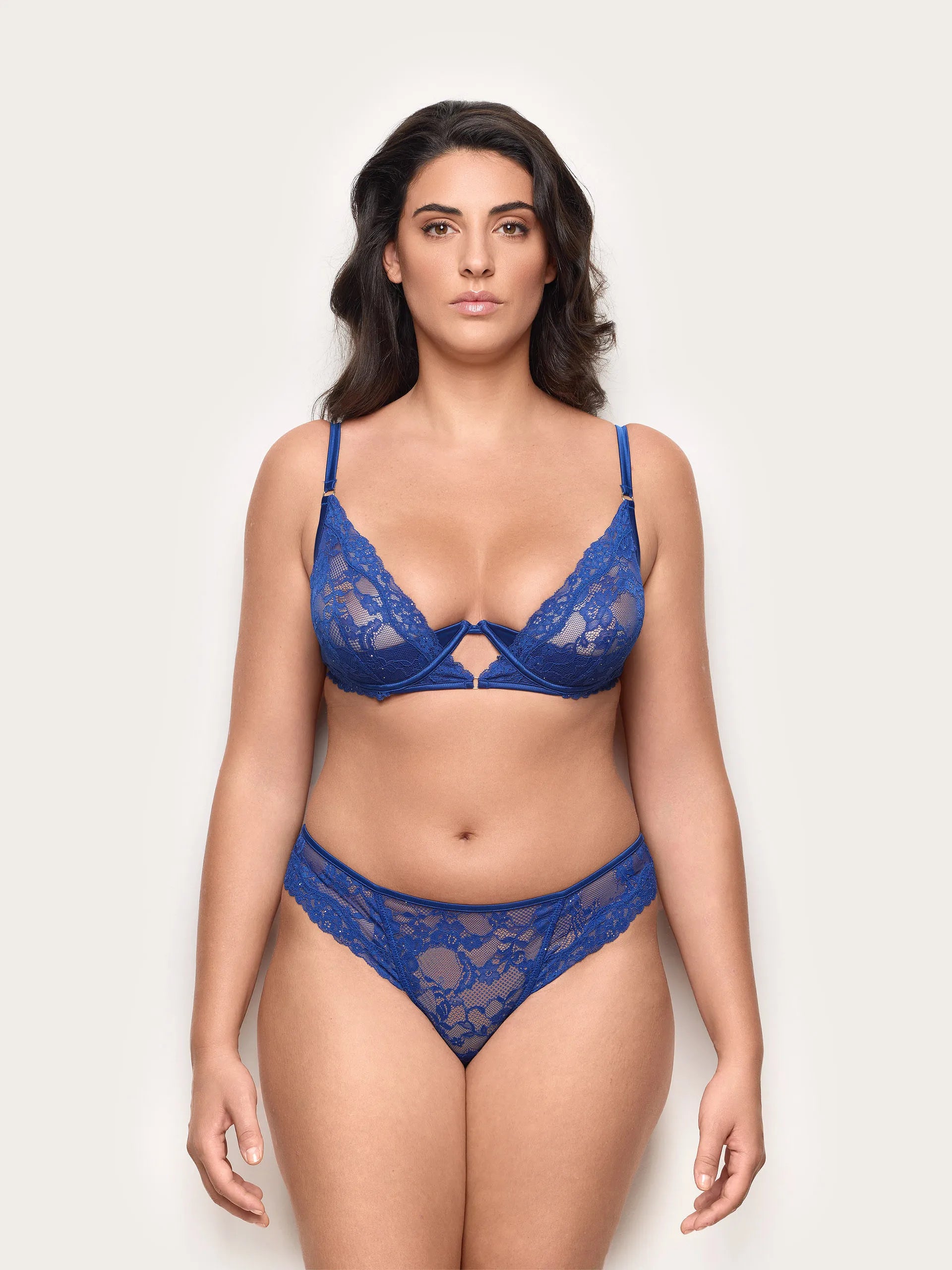Yamamay_Royal Blue_Gemma Lace Brazilian Brief_IBND184006_026_02