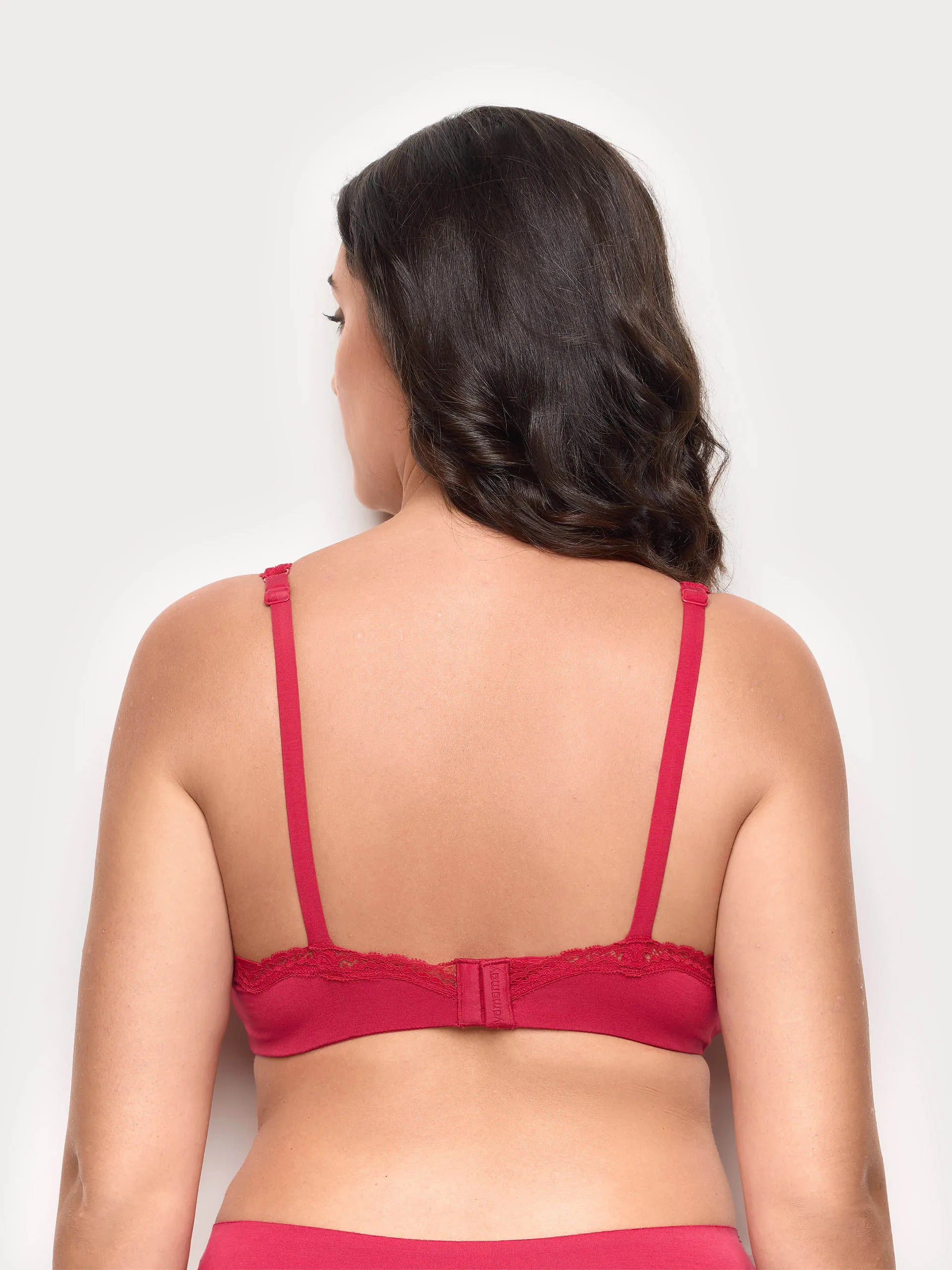 Yamamay_Ruby Red_Tencel¨ Modal Flexible Underwired Unlined Bralette with Silk_IBRD184003_909_04