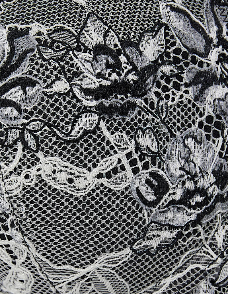 Yamamay_Push-Up Bra with Underwire in Tulle and Lace Lola_IPUD181012_072_05