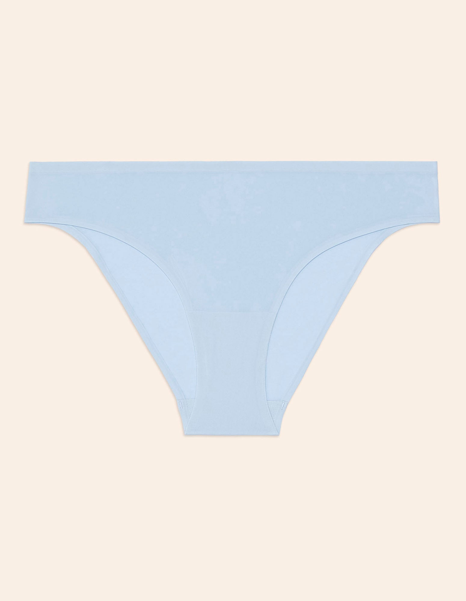 Yamamay_Invisible Ultralight Microfiber Seamfree Classic Briefs_ISLD181005_032_05
