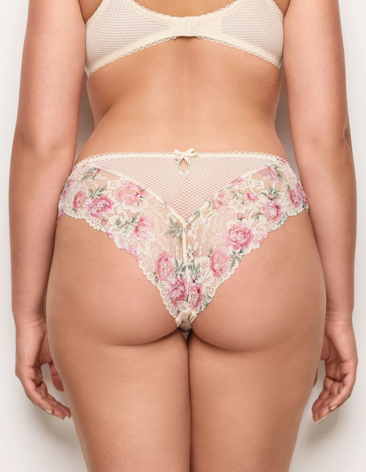 Yamamay_Almond_Brief in Tulle and Lace Ð Eloise_ISLD183012_244_04
