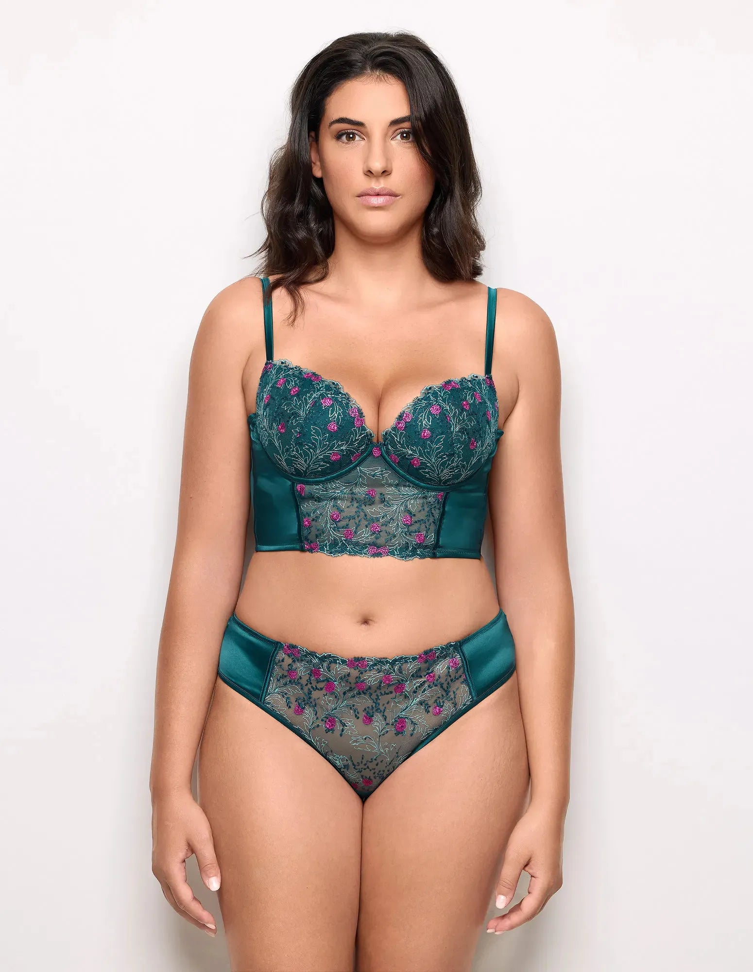 Yamamay_Dark Green_Satin and Embroidered Tulle Briefs Ð Berry_ISLD183014_121_02