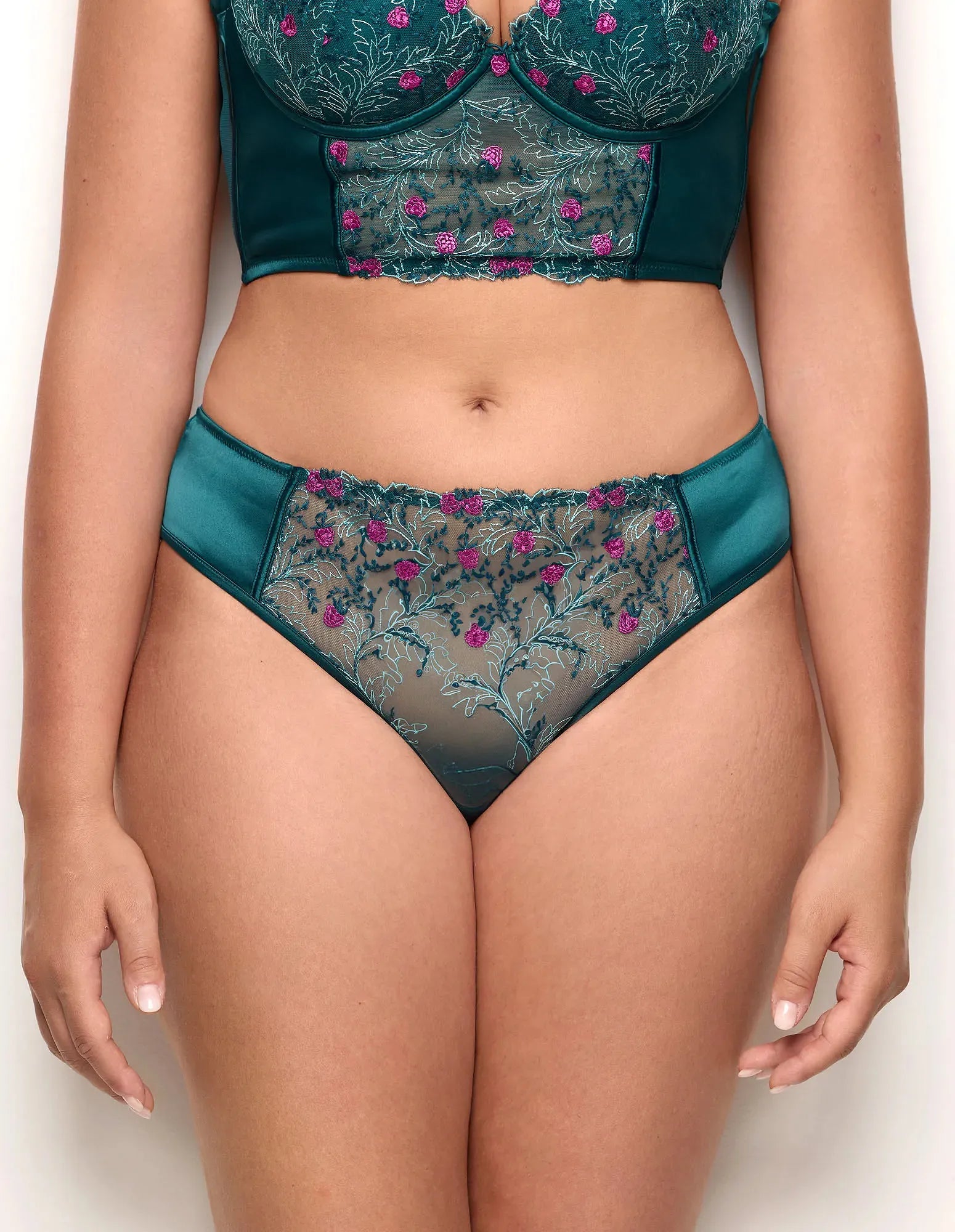 Yamamay_Dark Green_Satin and Embroidered Tulle Briefs Ð Berry_ISLD183014_121_03