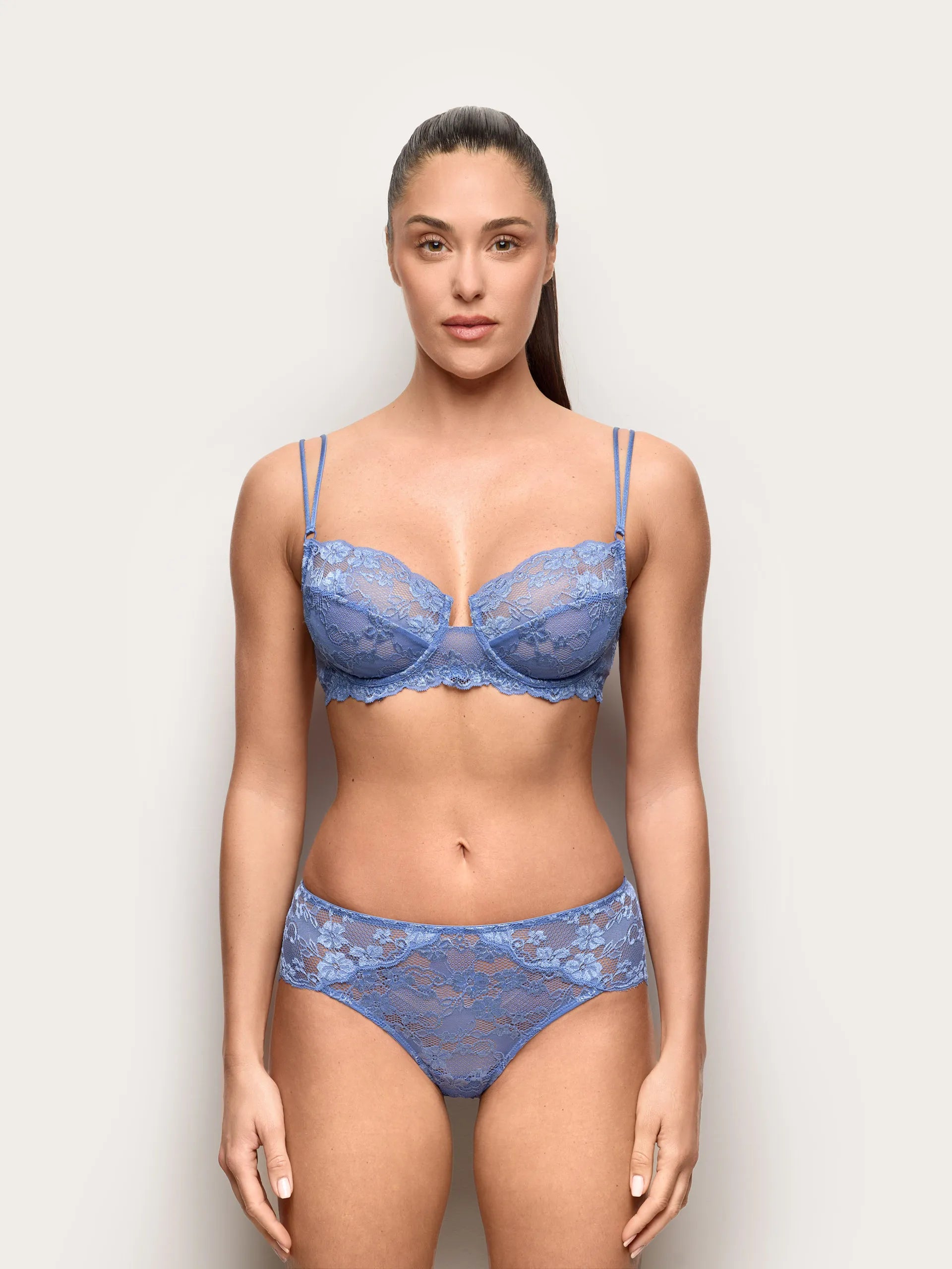 Yamamay_Denim_Classic Lace Briefs - Primula Color_ISLD191002_038_02