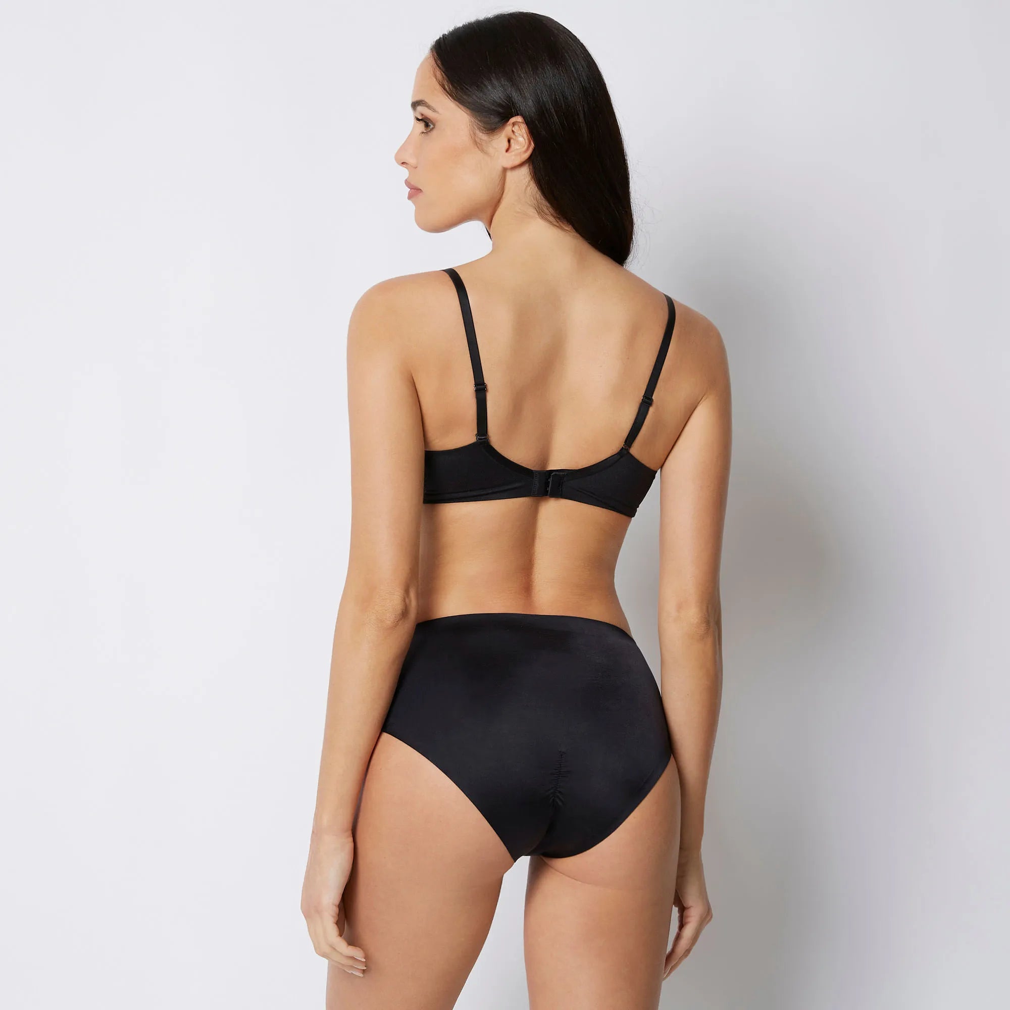 Yamamay_Black_High-Waist Briefs Ð Principessa_ISLD99X009_072_02