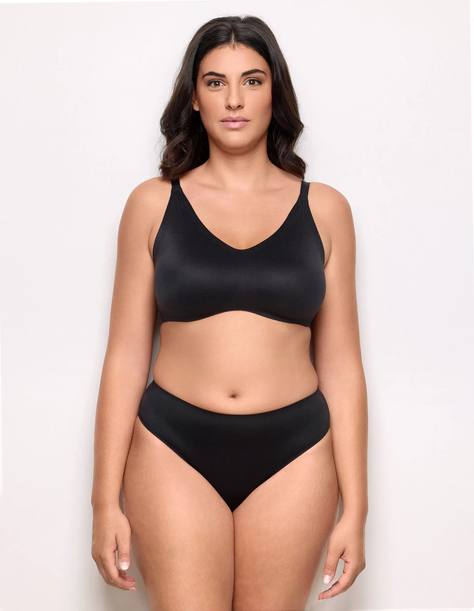 Yamamay_Black_High Waist Brief - New Principessa_ISLD99X059_072_02