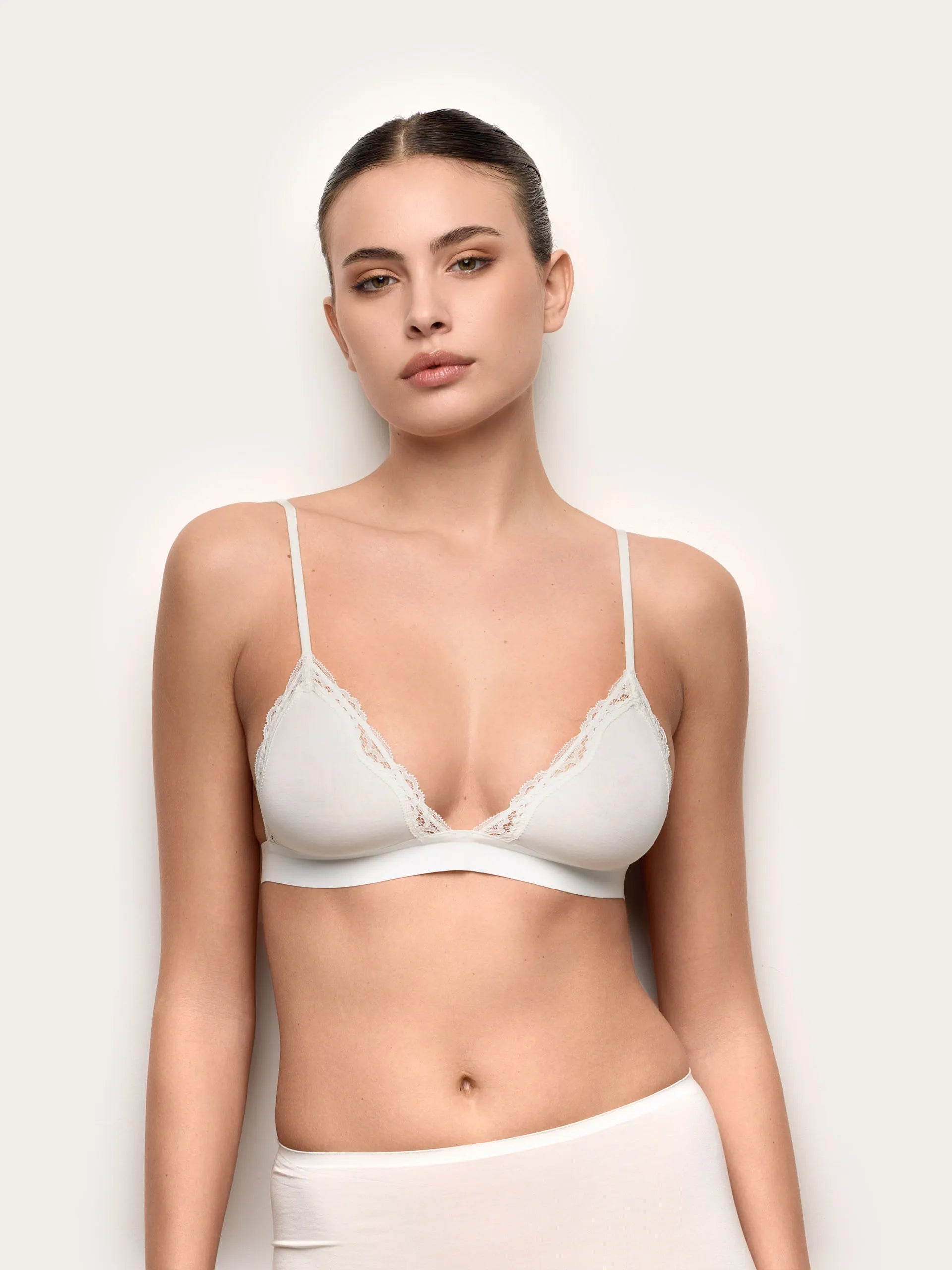 Yamamay_Silk_Triangle Bra - Modal/Silk Color_ITRD191004_096_01