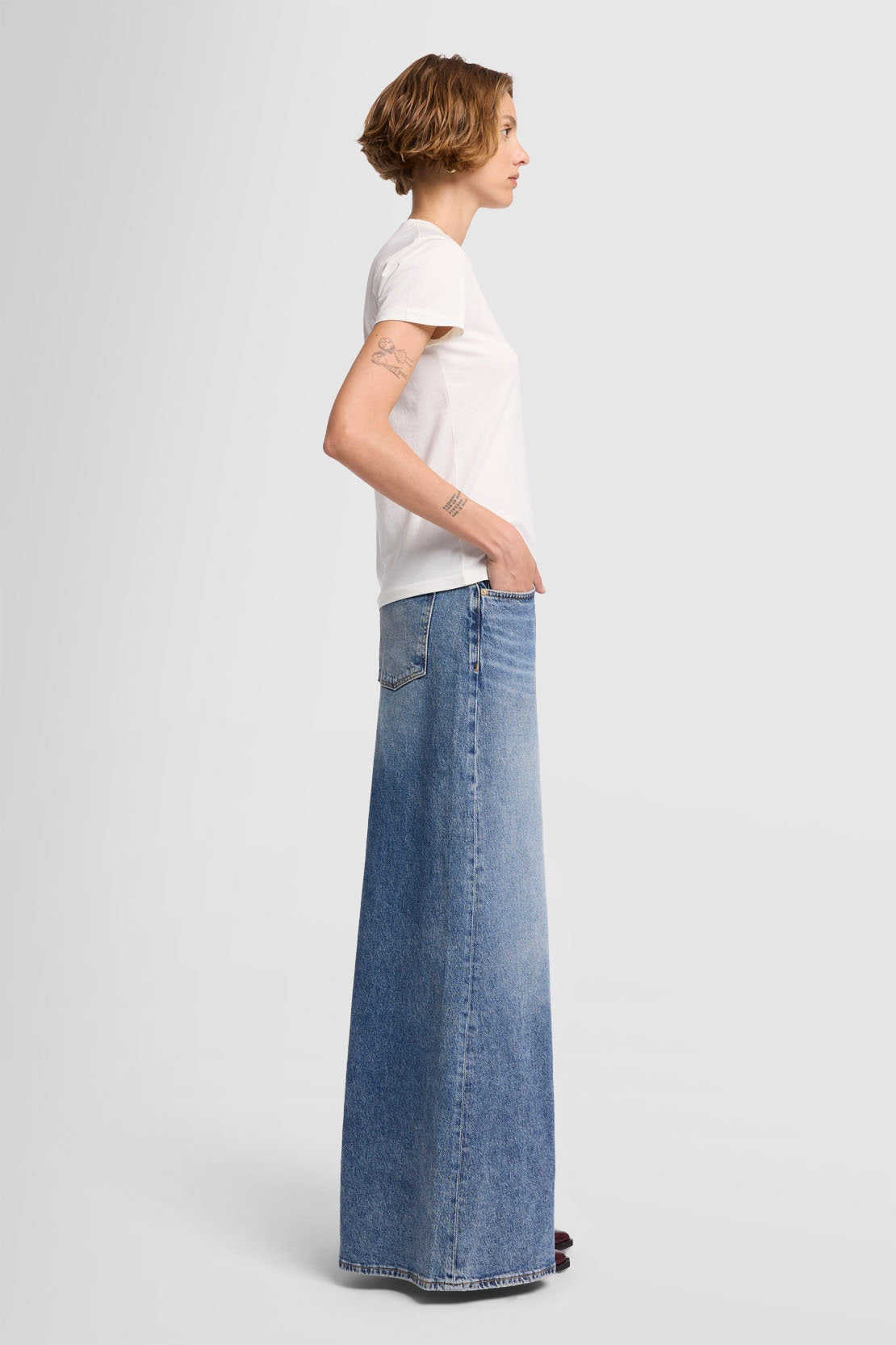 Ss Basic Tee Cotton Blend White_JSLL7150WH_WH_05