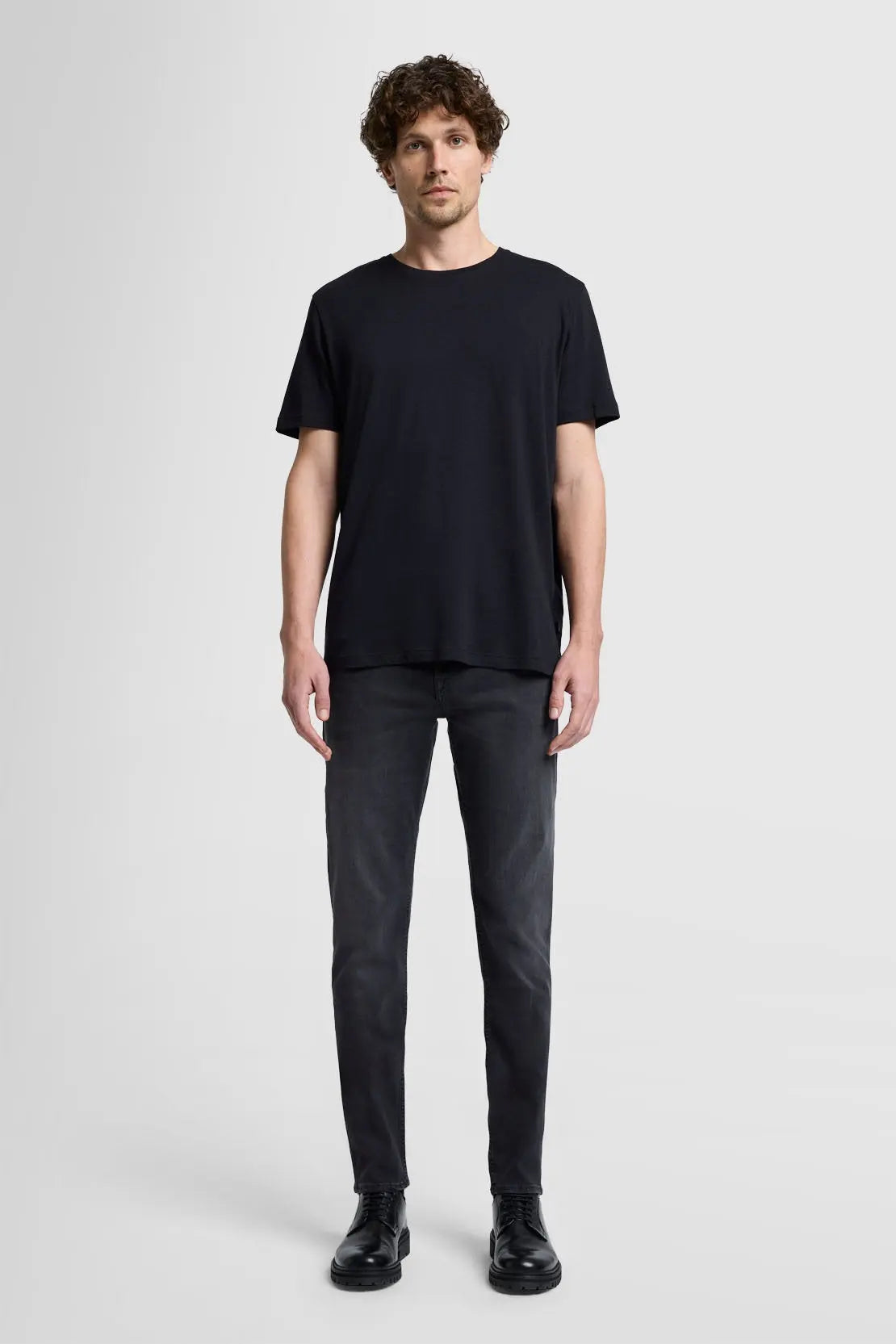 Tee Cashmere Black_JSLM3290CB_CB_08