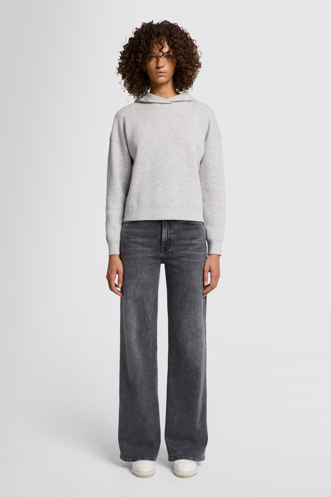 Lotta Night Out_JSP0C320NG_NG_01