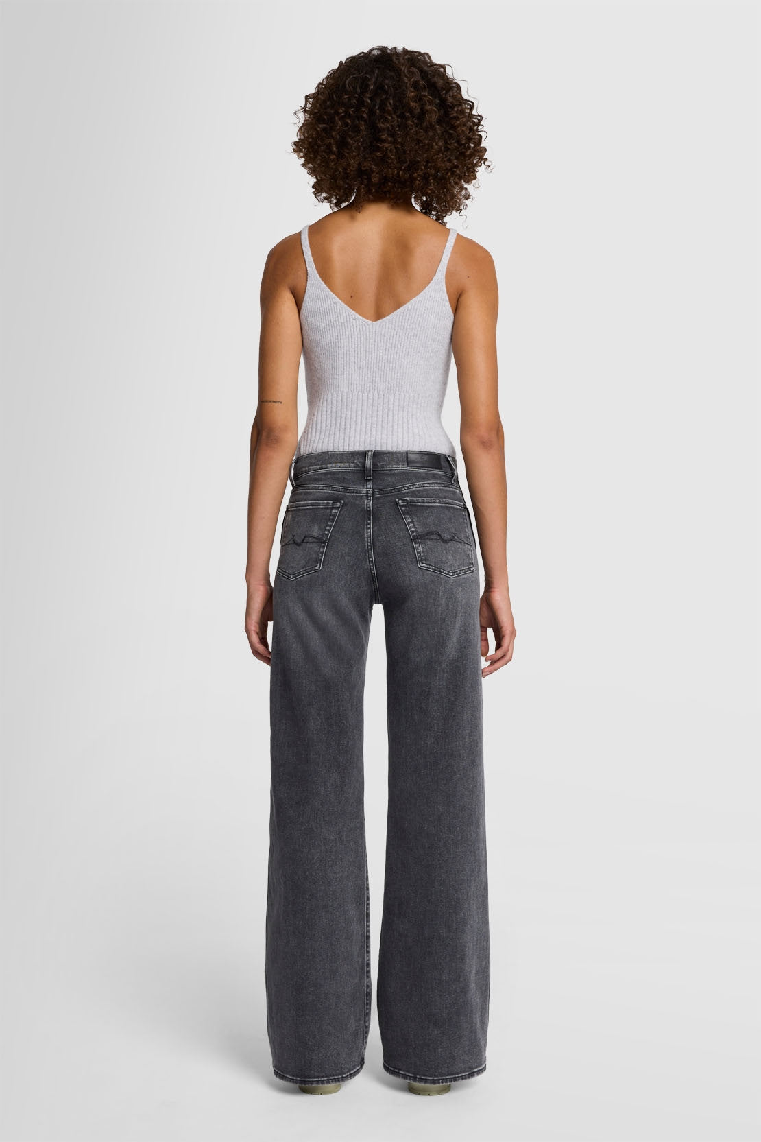 Lotta Night Out_JSP0C320NG_NG_05