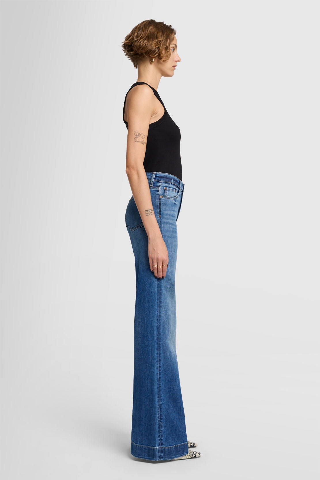 Modern Dojo Groovy_JSWD44A0GV_GV_04