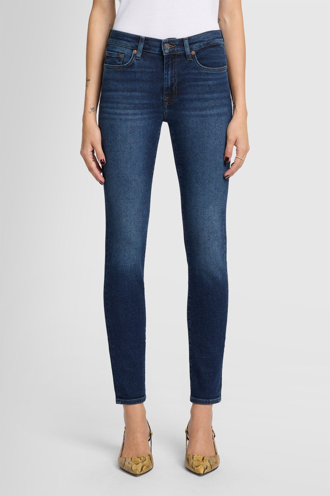 Roxanne Cisco_JSWXA910CI_CI_02